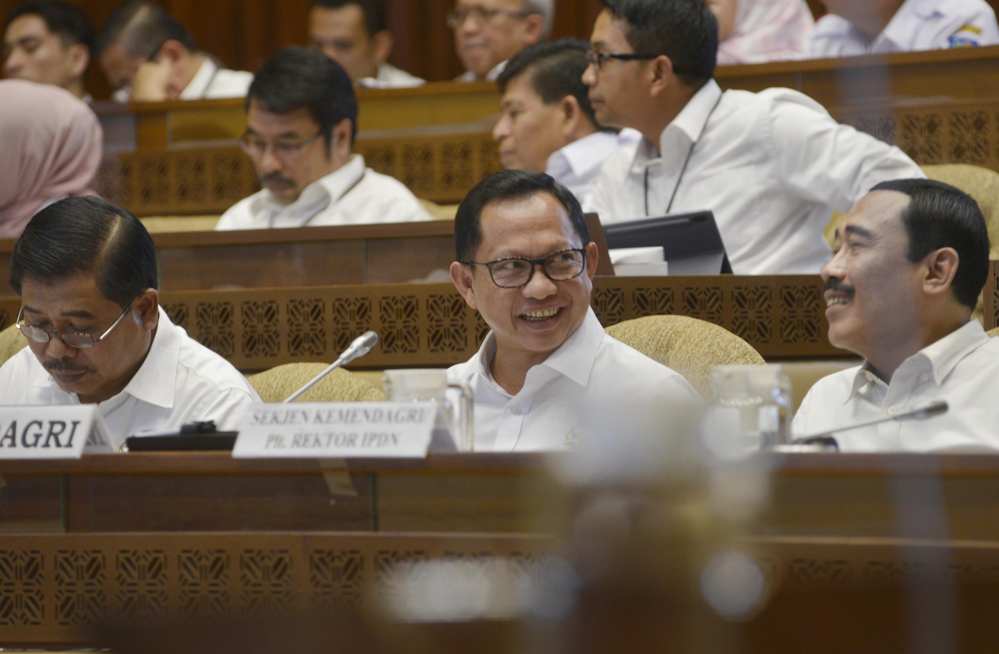 Mendagri Hadiri Rapat 30 Menit Sebelum Dimulai