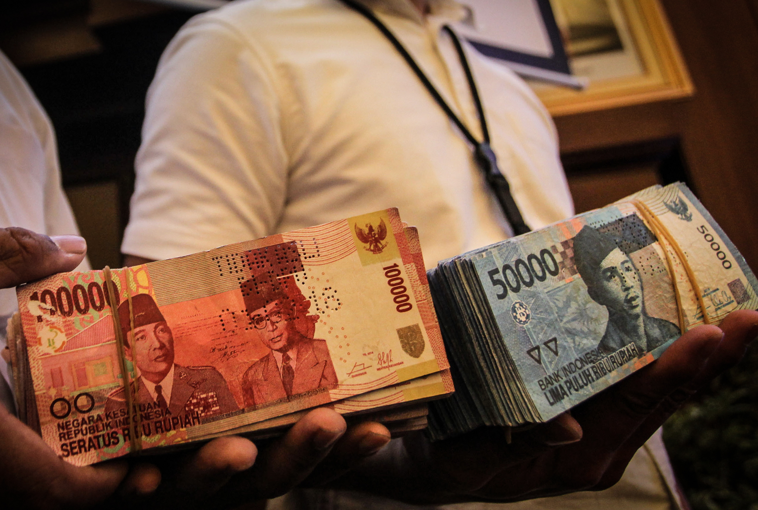 Pemusnahan Uang Palsu