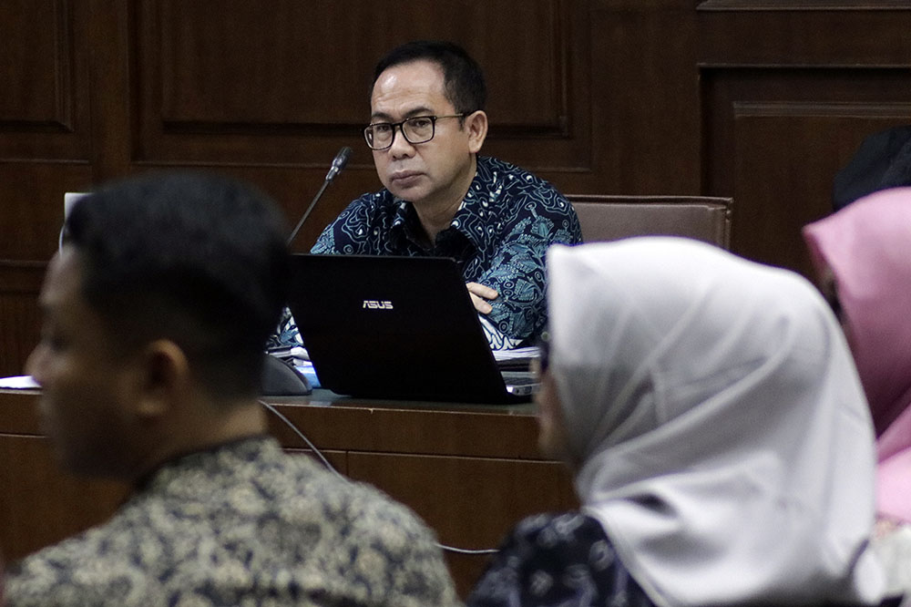 Kesaksian Pegawai Bank Untuk Terdakwa Tubagus Chaeri Wardana