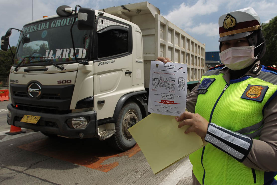 Pengukuran Berat Muatan dan Dimensi Truk Kontainer