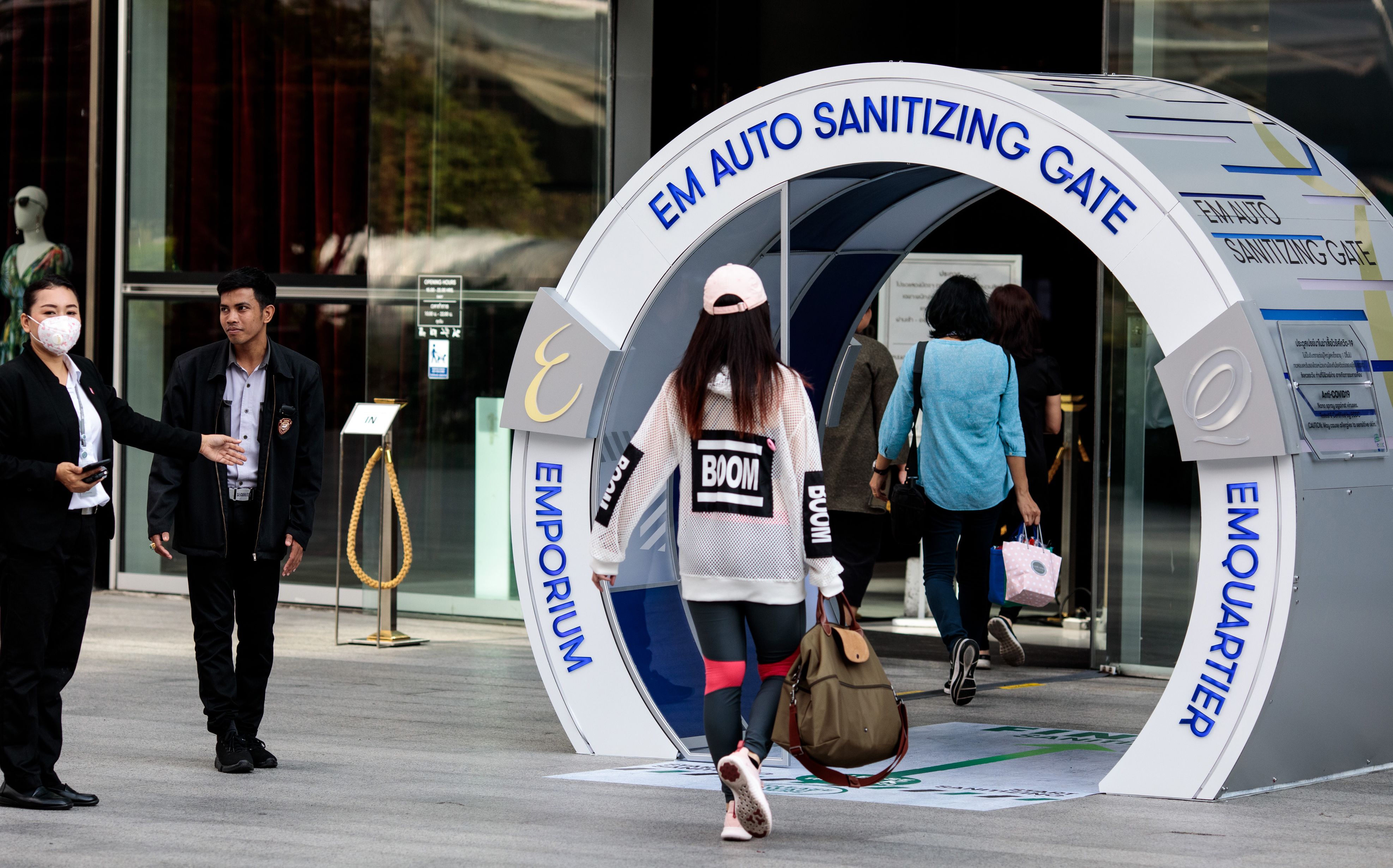 Gerbang Sanitasi Otomatis Cegah Penyebaran Virus Korona