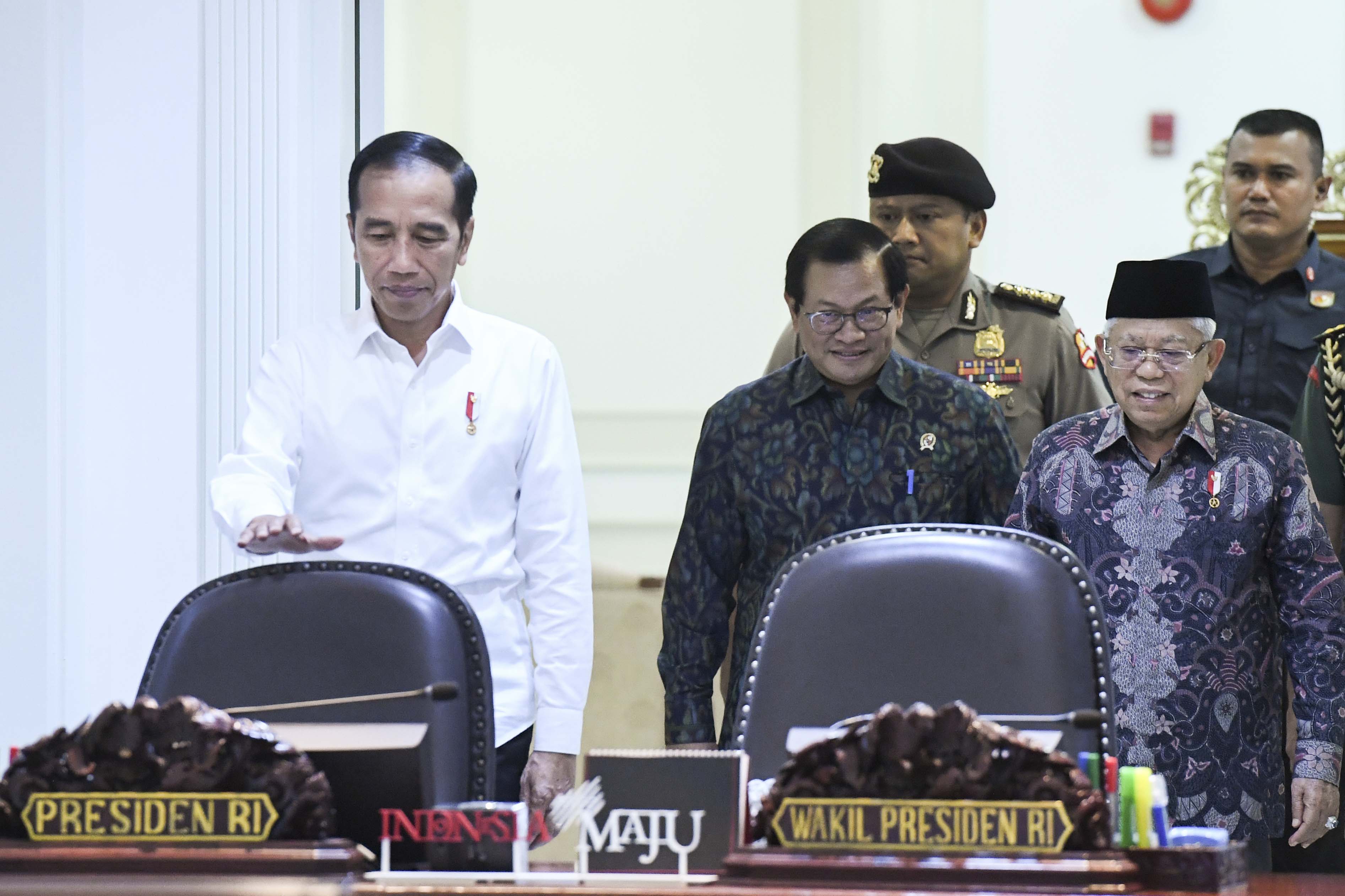 Ratas Ekselerasi Program Tol Laut