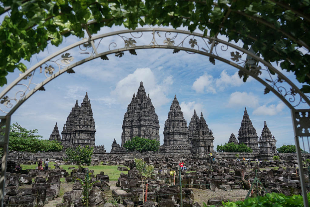 Penurunan Kunjungan Wisatawan Mancanegara