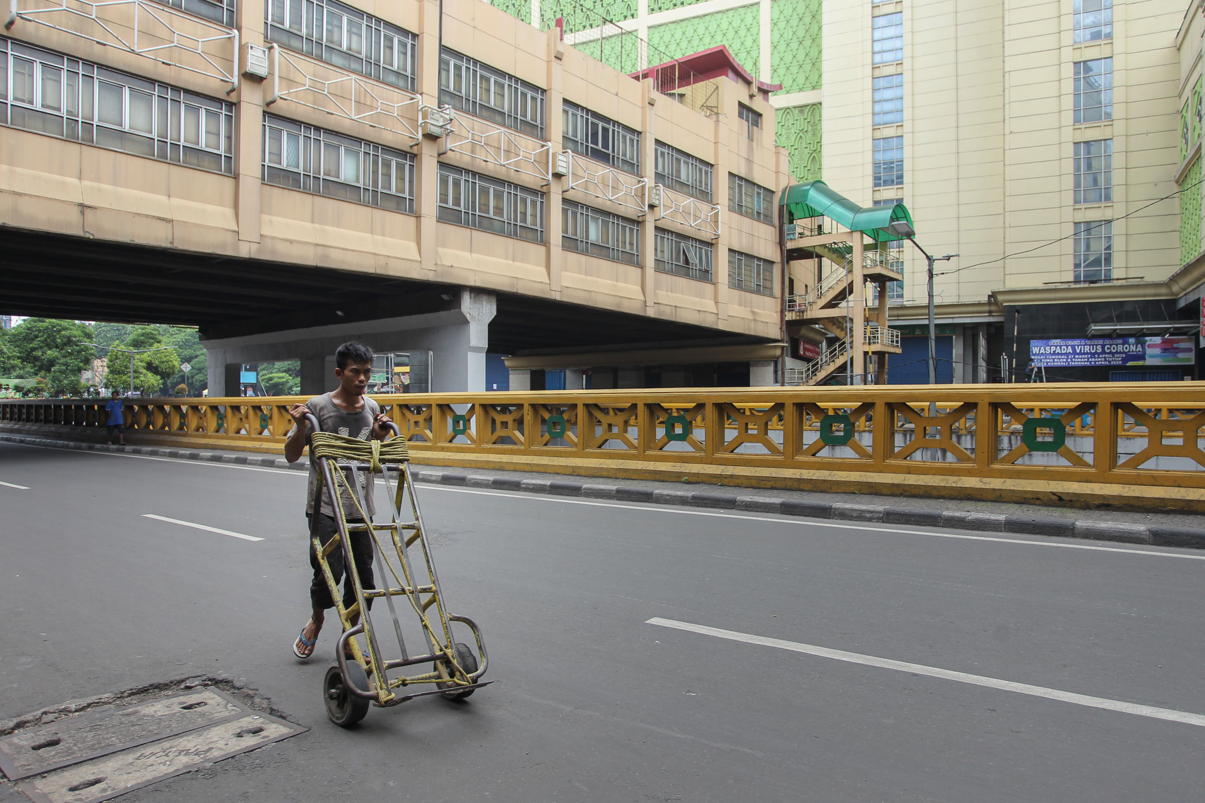 Pasar Tanah Abang Ditutup Sementara