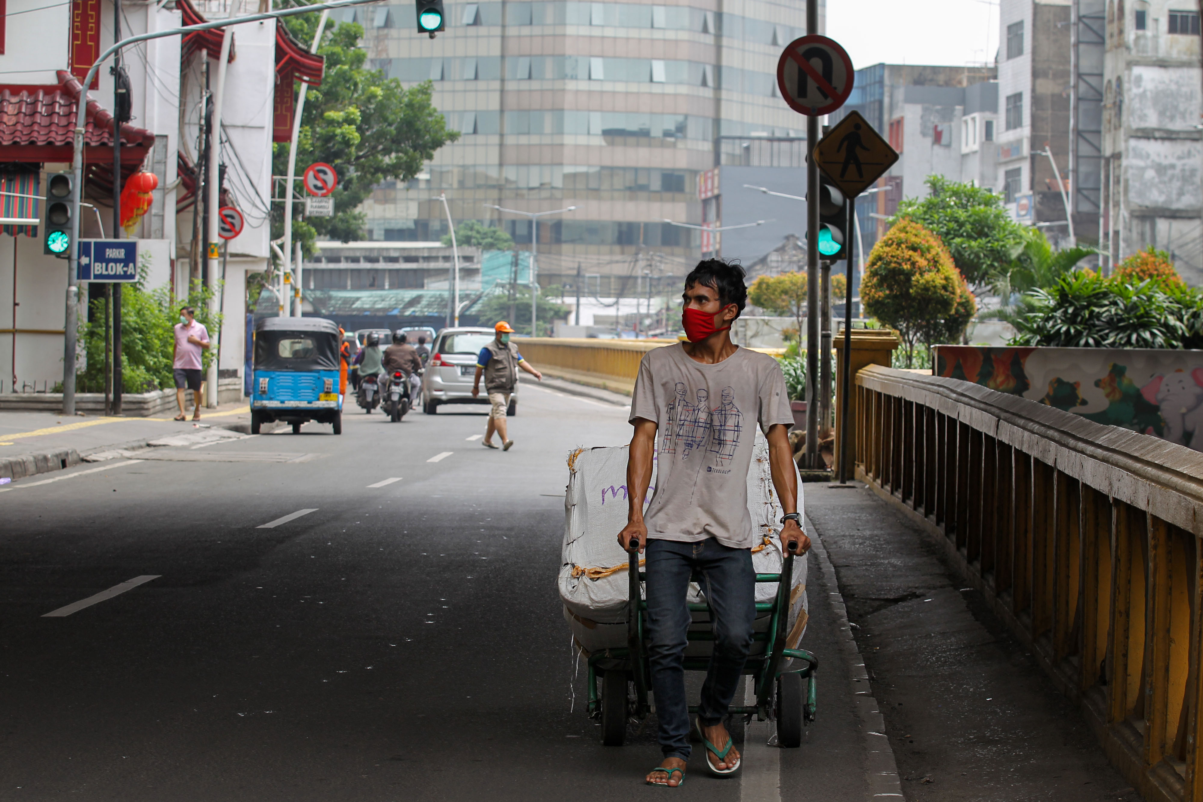 Pasar Tanah Abang Ditutup Sementara