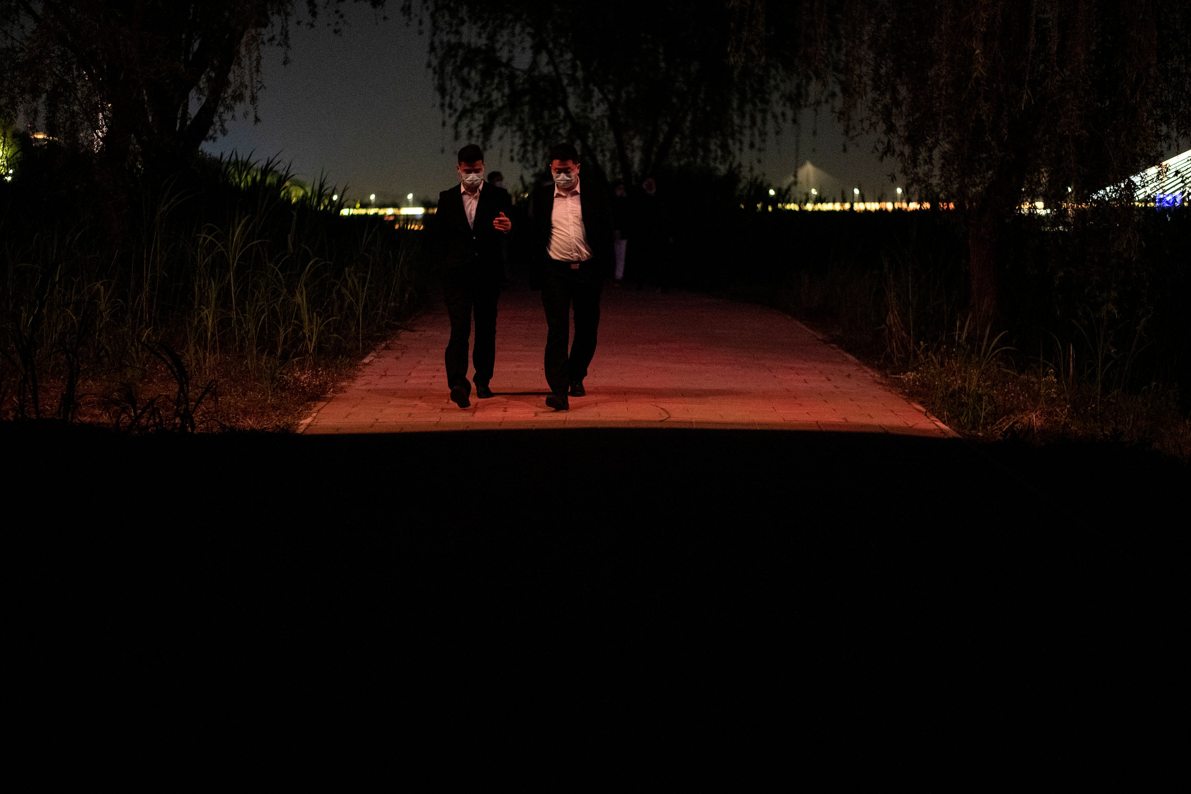 Status Lockdown Berakhir, Warga Diberikan Sertifikat dan Kode QR 