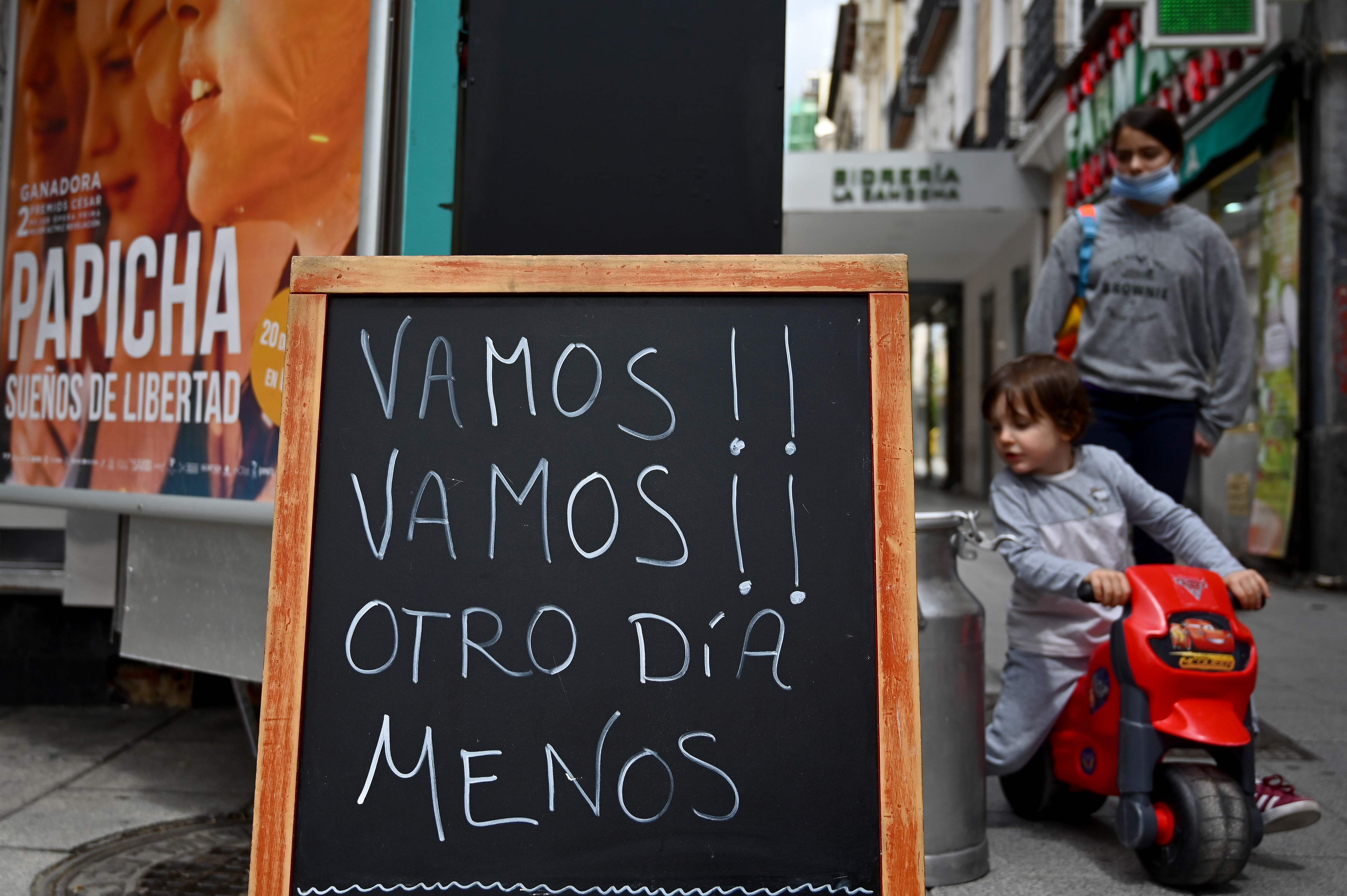 Anak-anak di Spanyol Bebas dari Lockdown