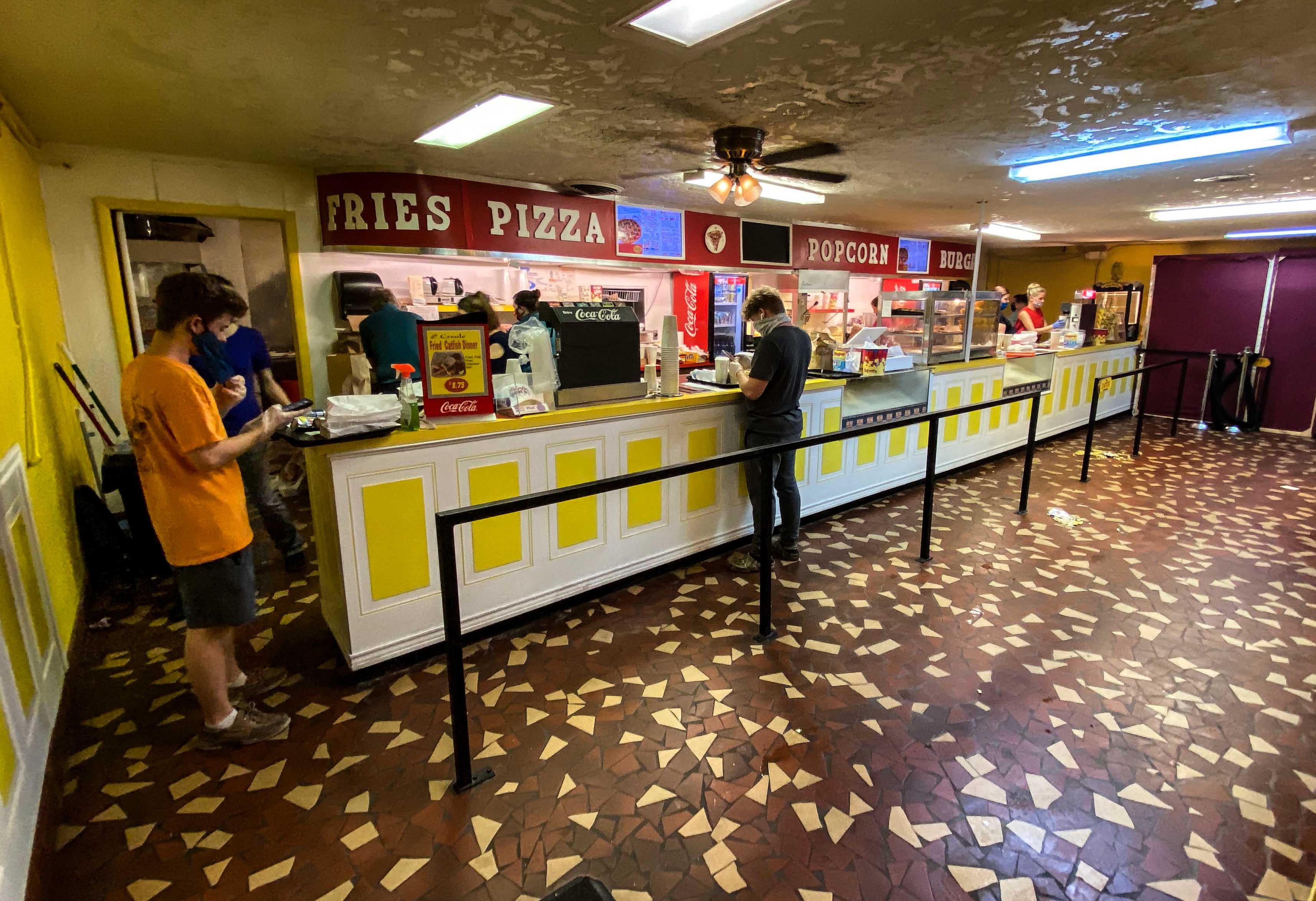 Pandemi Covid-19 Memunculkan Kembali Bioskop Drive-in