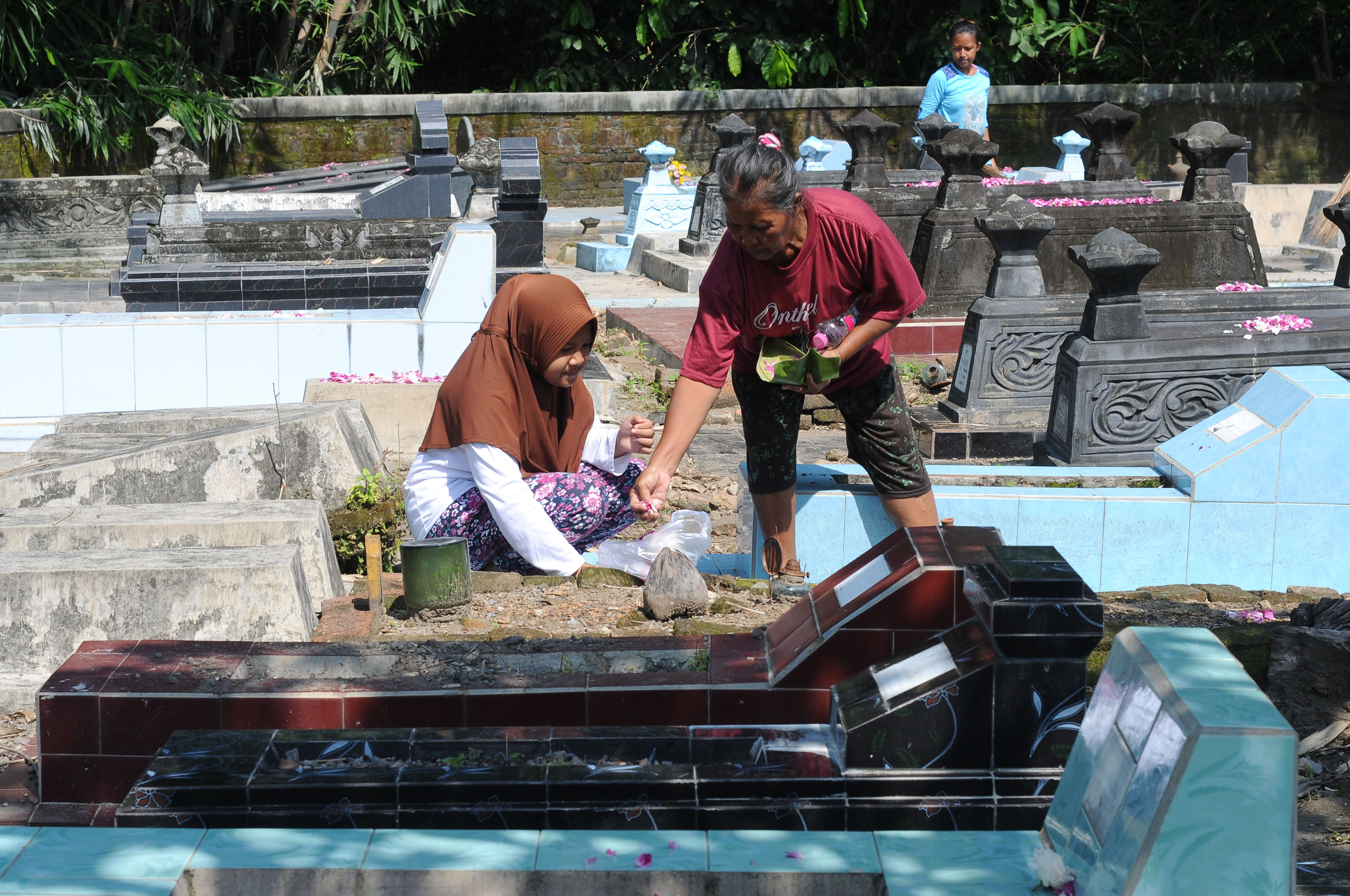 Tradisi Sadranan Bulan Ruwah