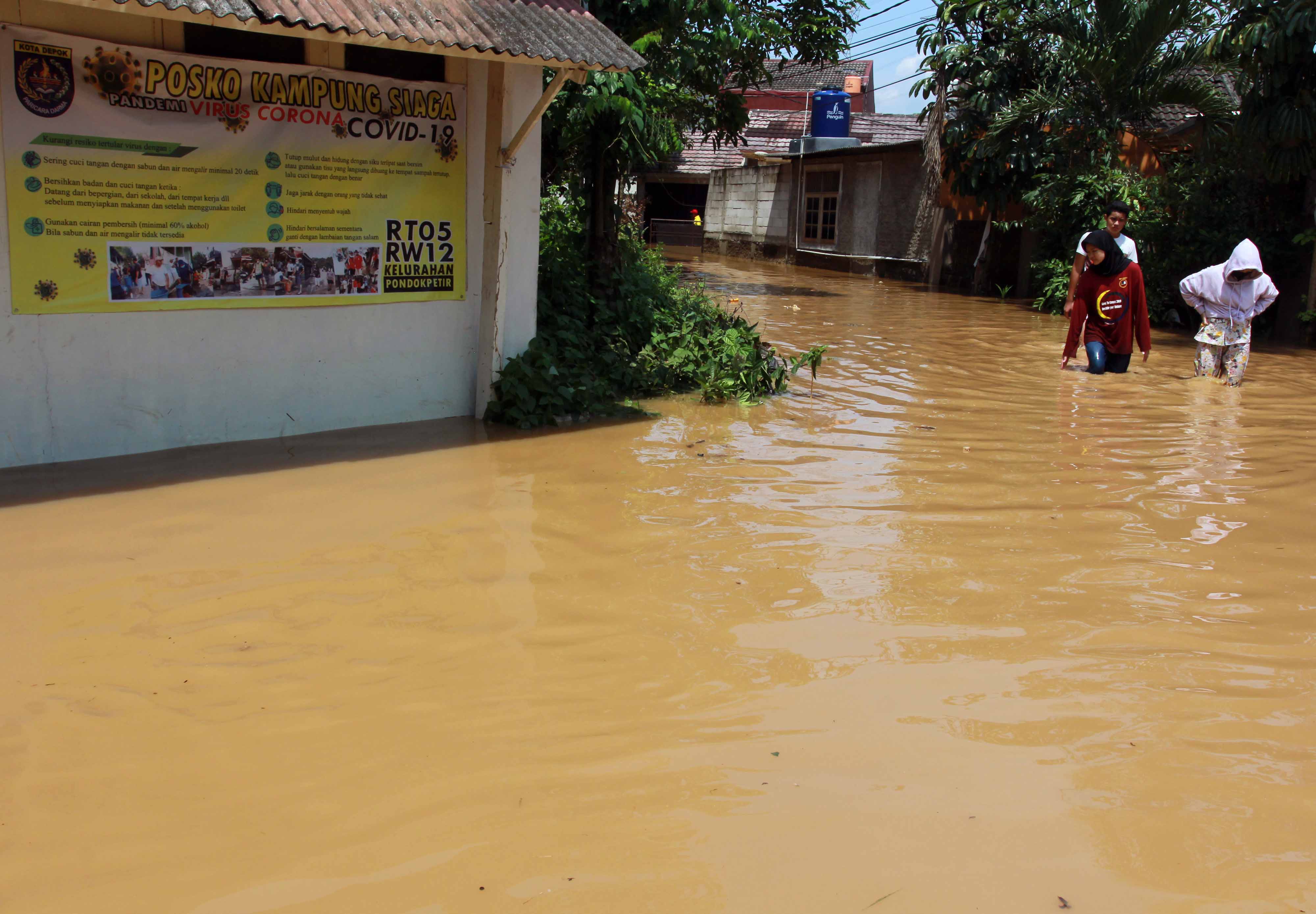 Banjir di Villa Pamulang Depok