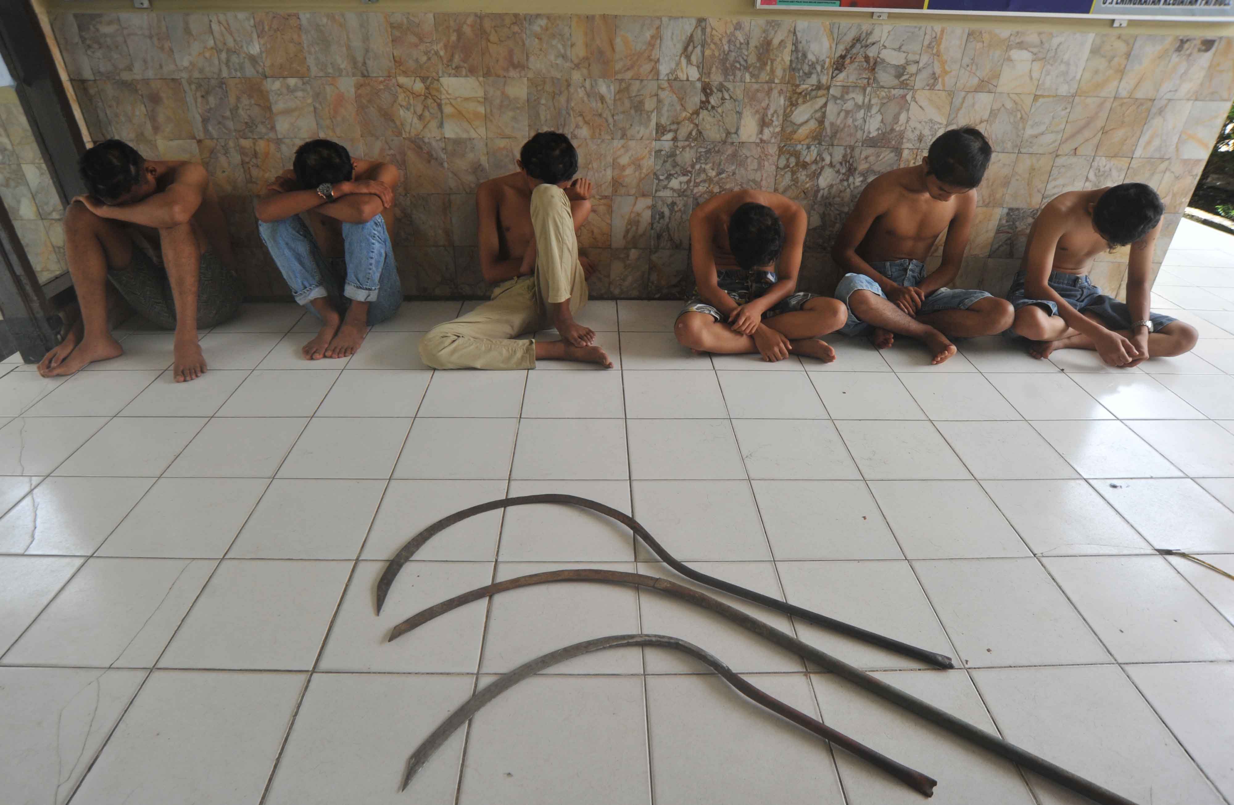 Amankan Tawuran Bersenjata Tajam