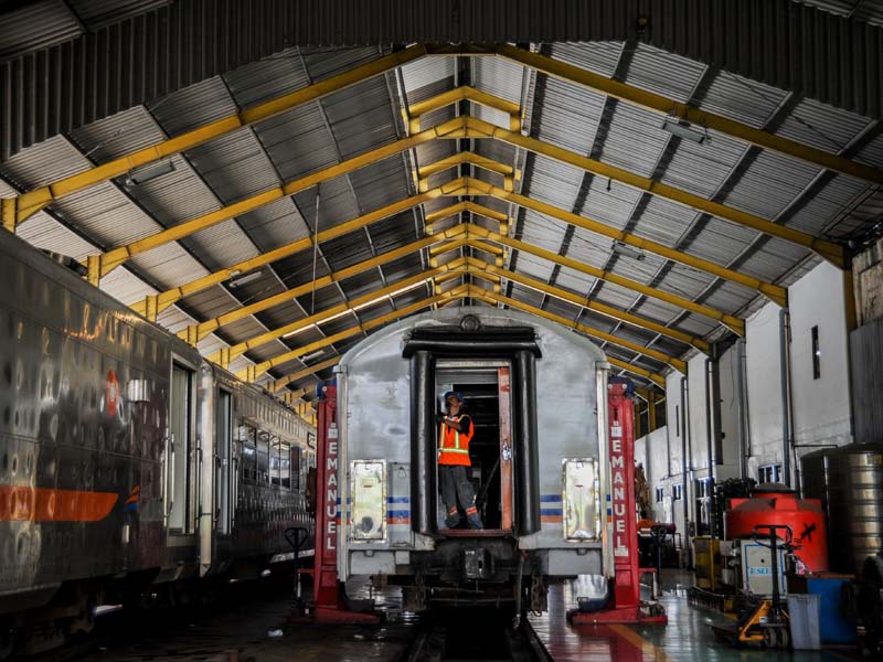 Pembatalan Perjalanan Kereta Api Jarak Jauh