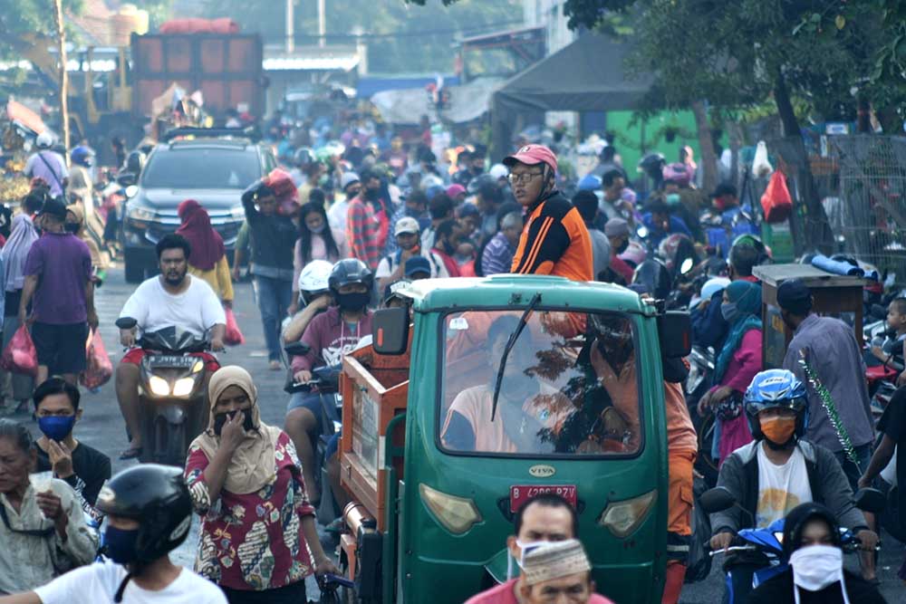 Keramaian Pasar Saat PSBB