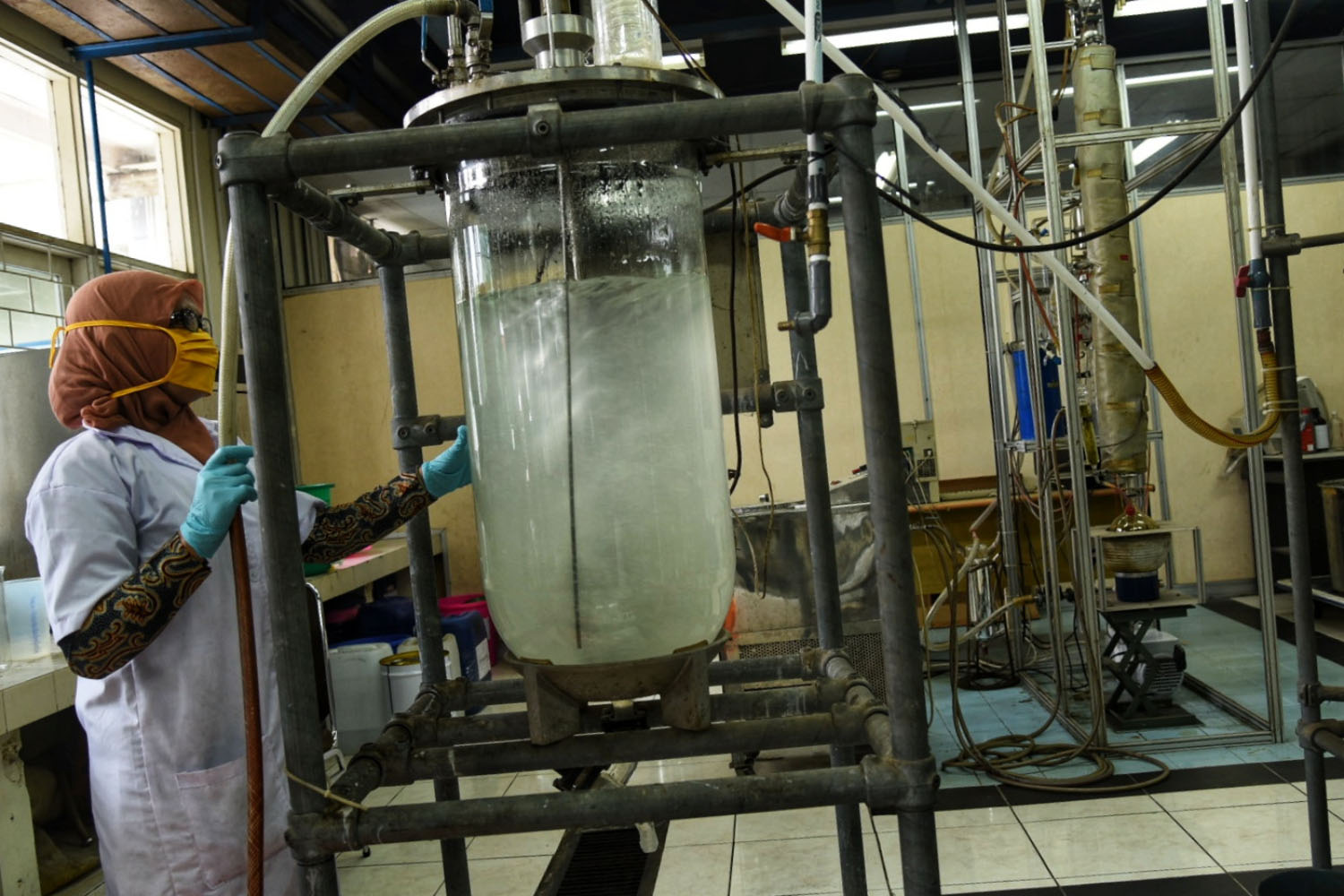 LIPI Produksi Hand Sanitizer