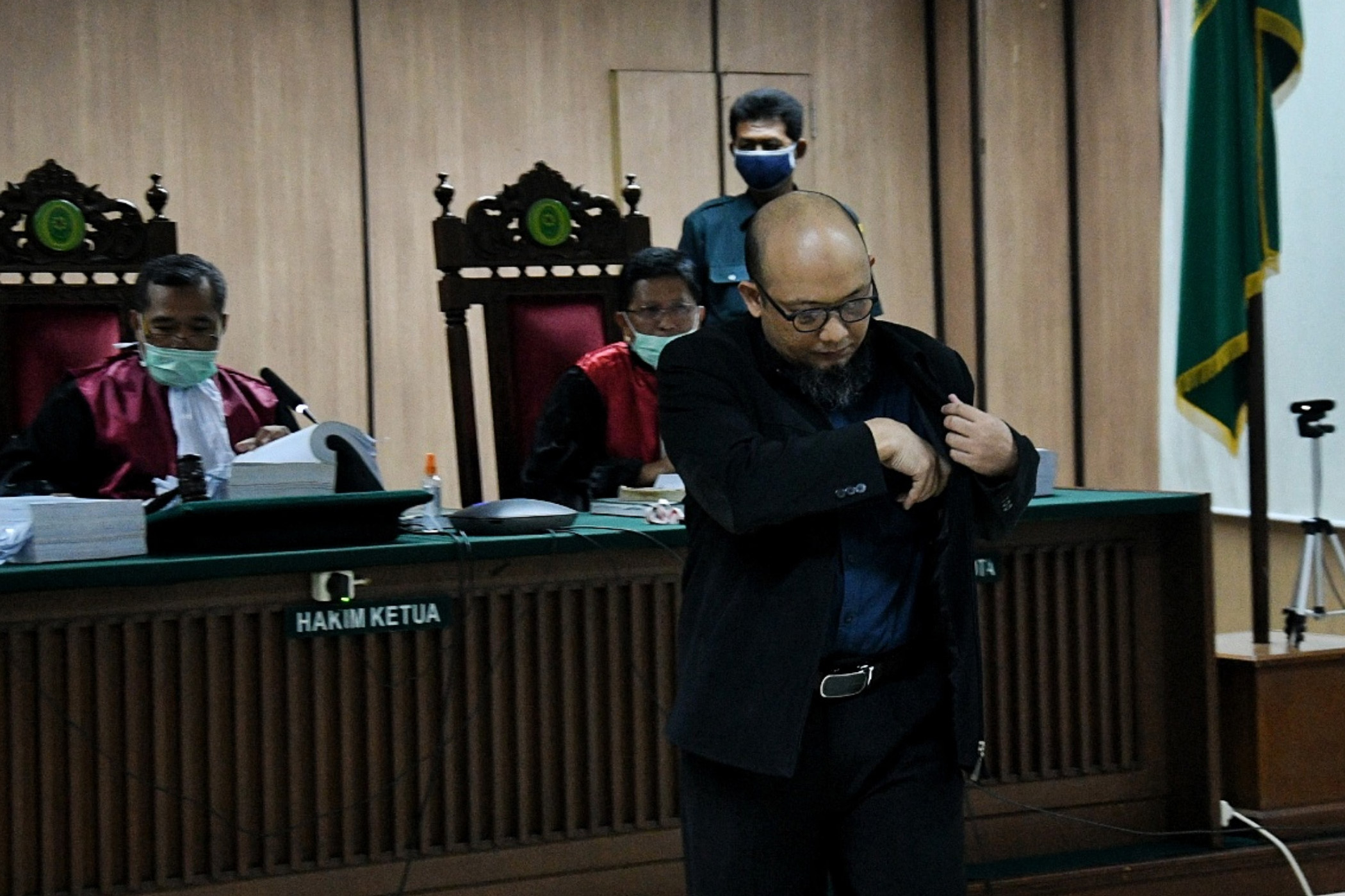 Novel Saksi Sidang Penyiraman Air Keras