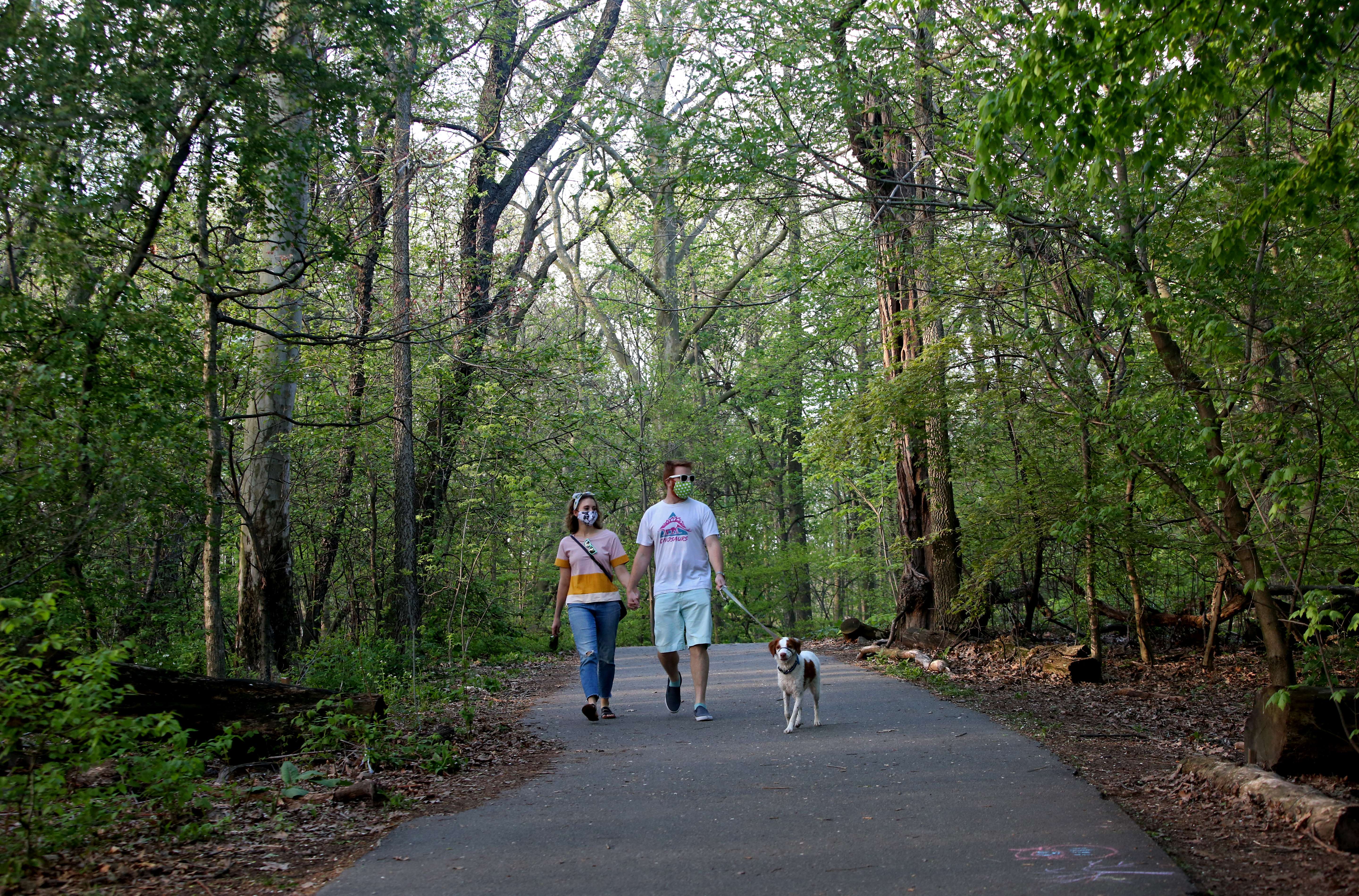 Menikmati Akhir Pekan