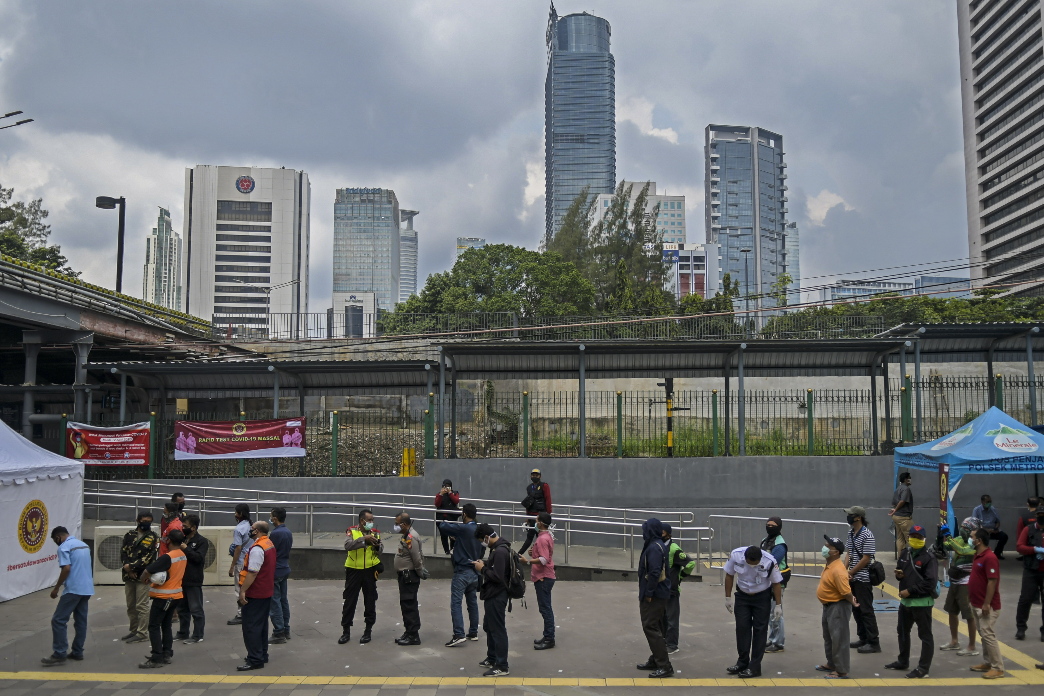Rapid Test Massal di Terowongan Kendal
