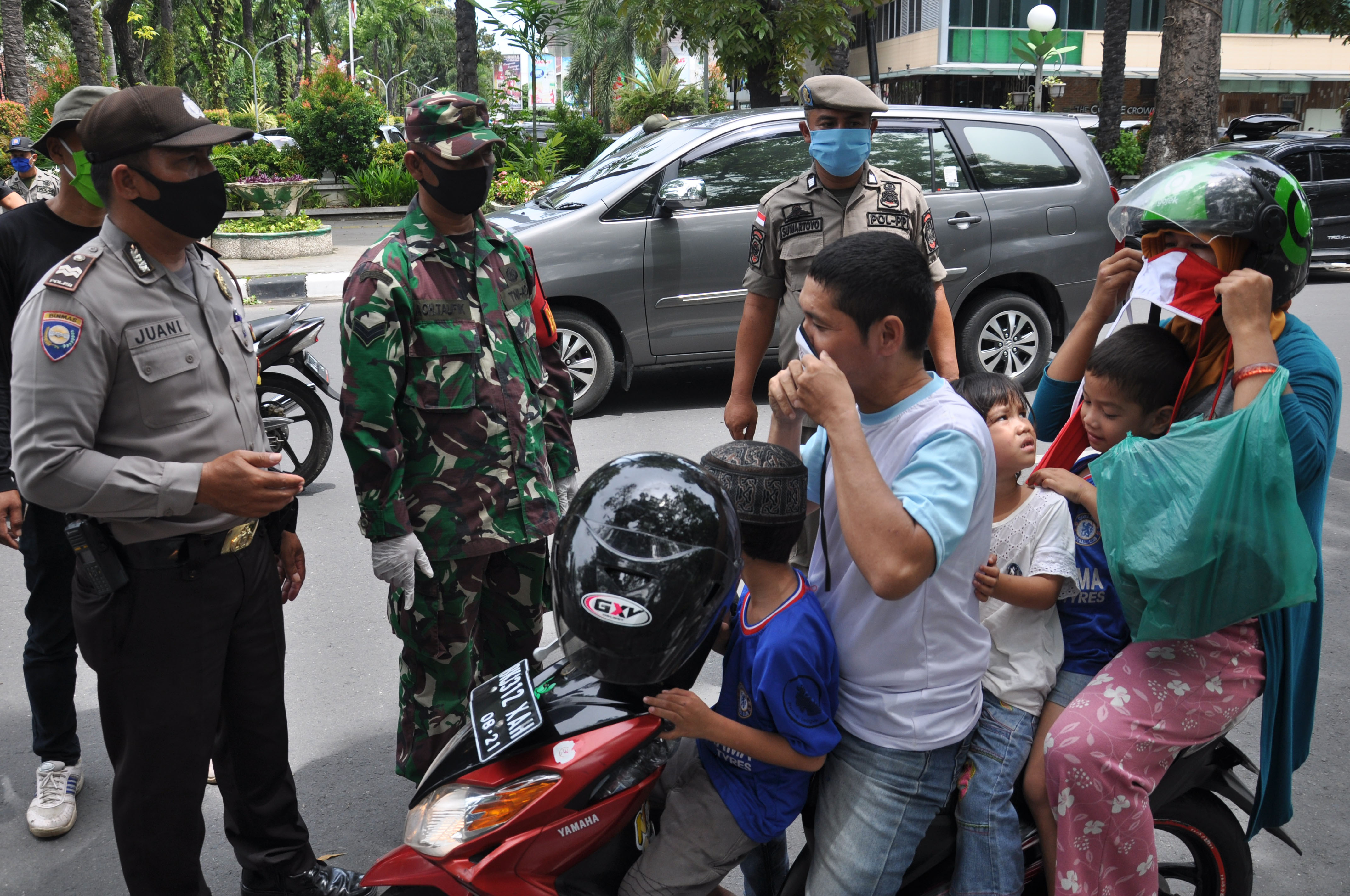 Razia Pengendara Tidak Gunakan Masker