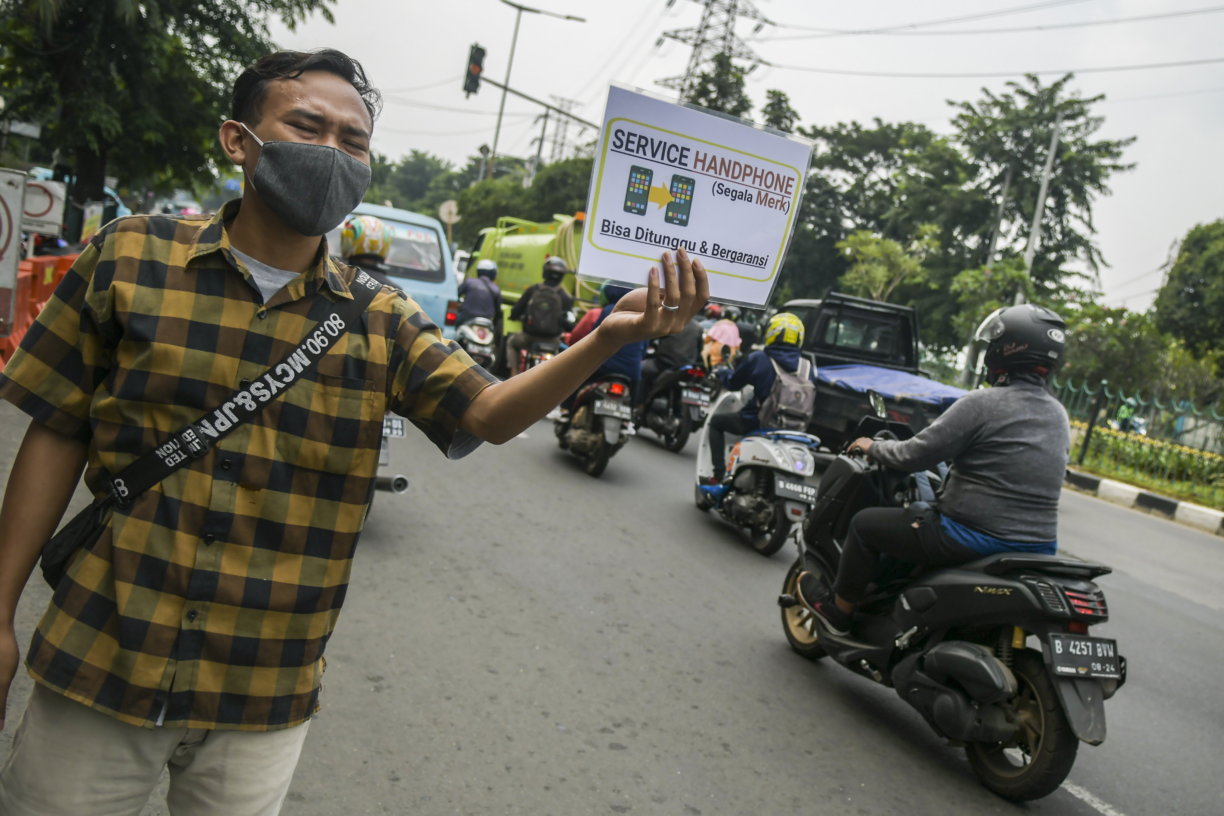 Jasa Servis Telepon Genggam