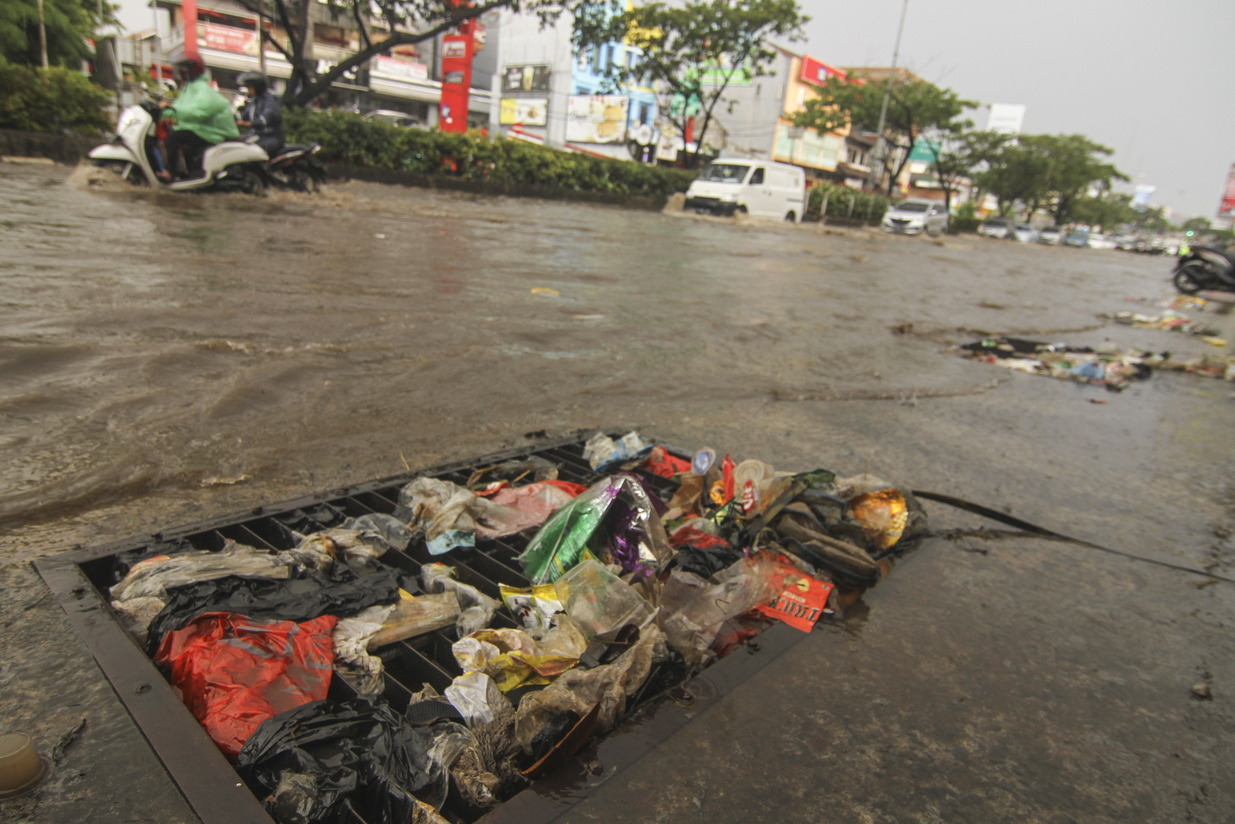 Genangan Air di Margonda Raya