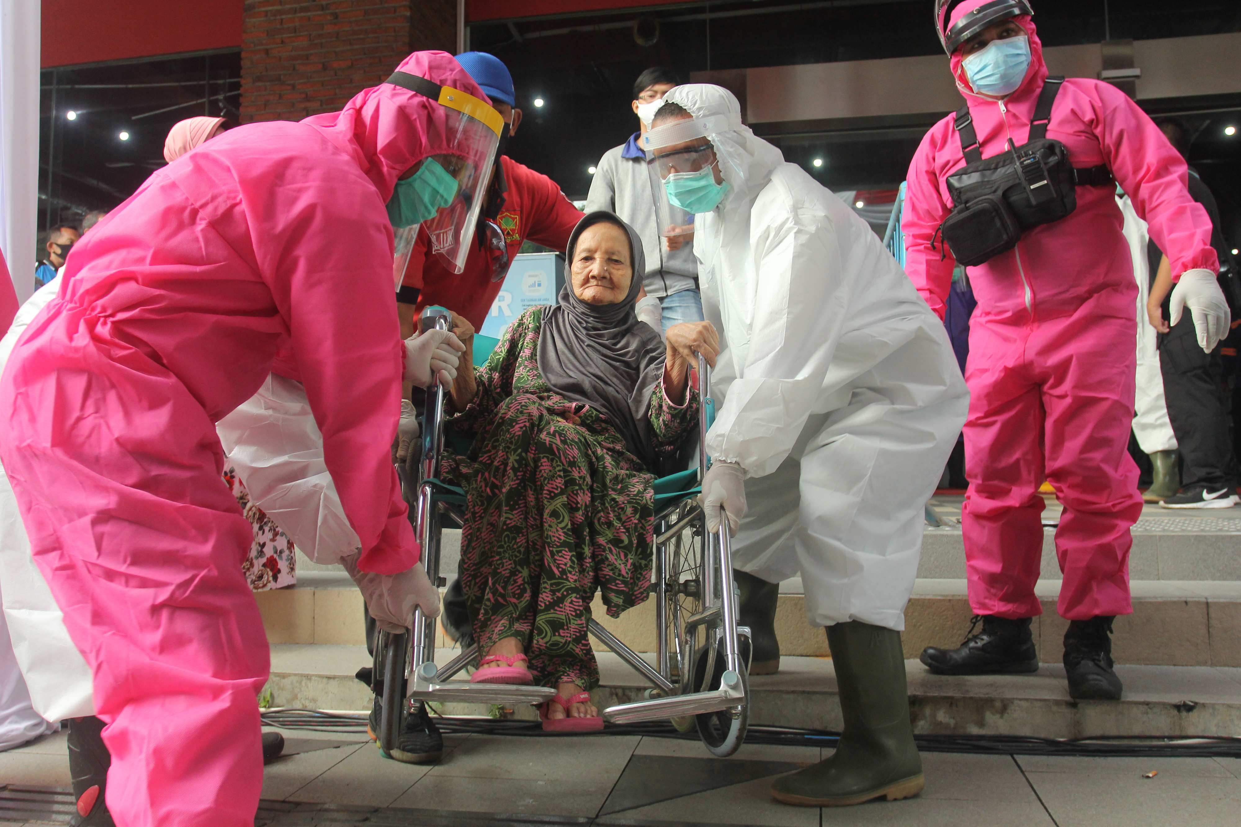 BIN Gelar Rapid Test di Surabaya