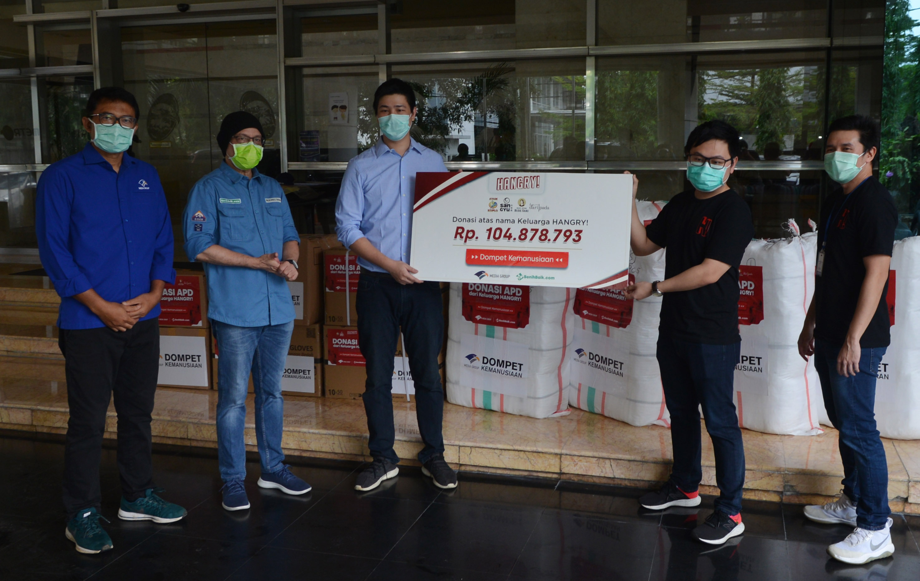 Hangry Salurkan Donasi Melalui Benih Baik