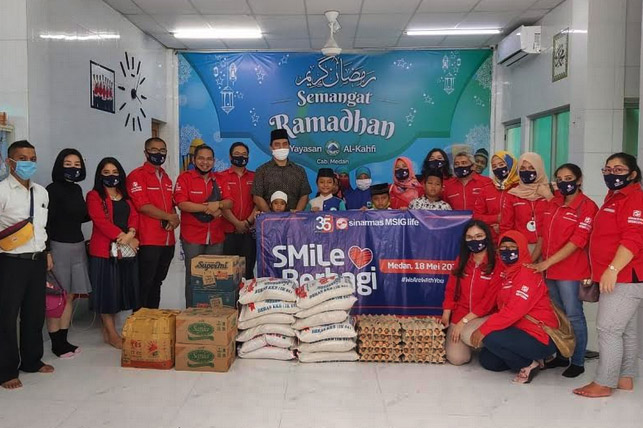 Baksos Smile Berbagi Serentak di 11 Kota