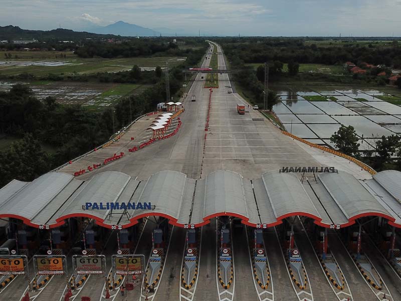 Lalu Lintas Tol Cipalii Sepi