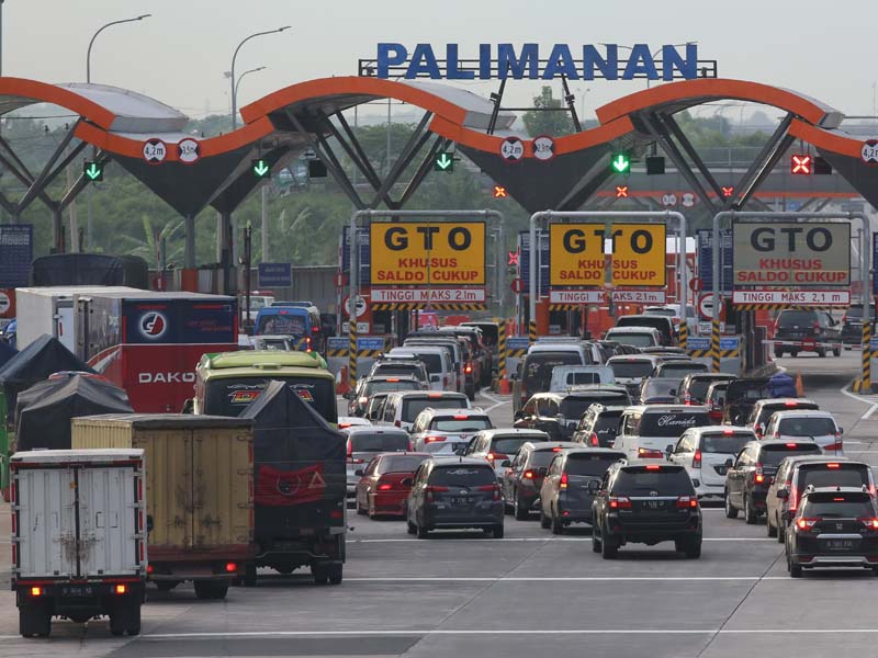 Kendaraan Masuk Tol Palimanan