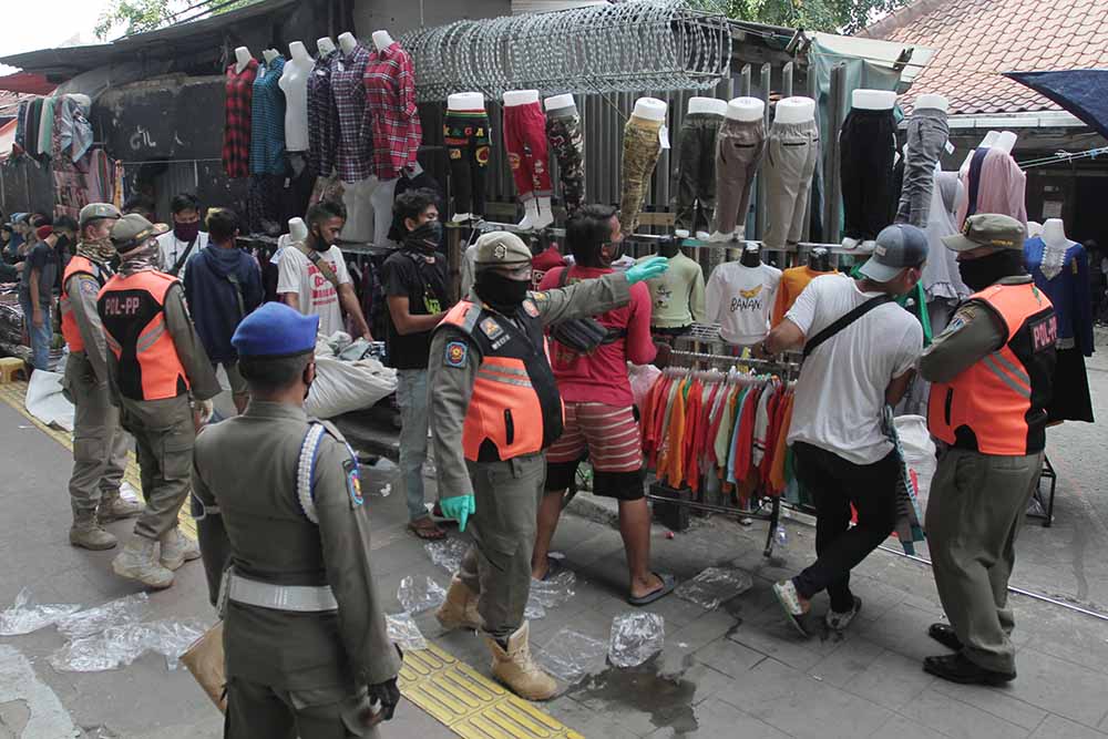 Penertiban PKL Tanah Abang