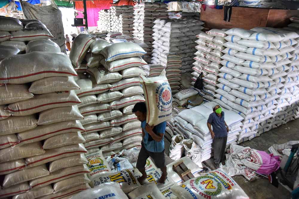Stok Beras Aman Hingga Lebaran