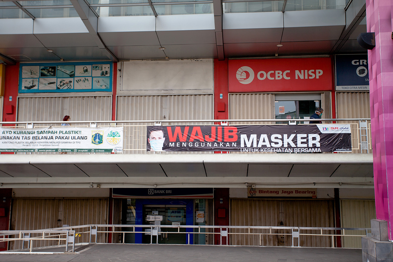 Toko di Jakarta Terapkan Ganjil Genap