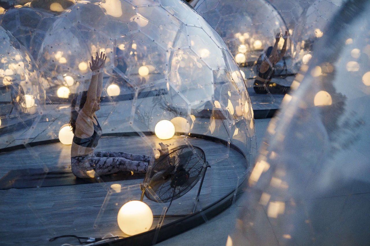 Kelas Yoga Luar Ruang