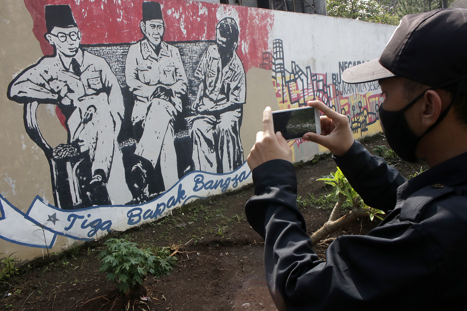 Mural Tiga Bapak Bangsa