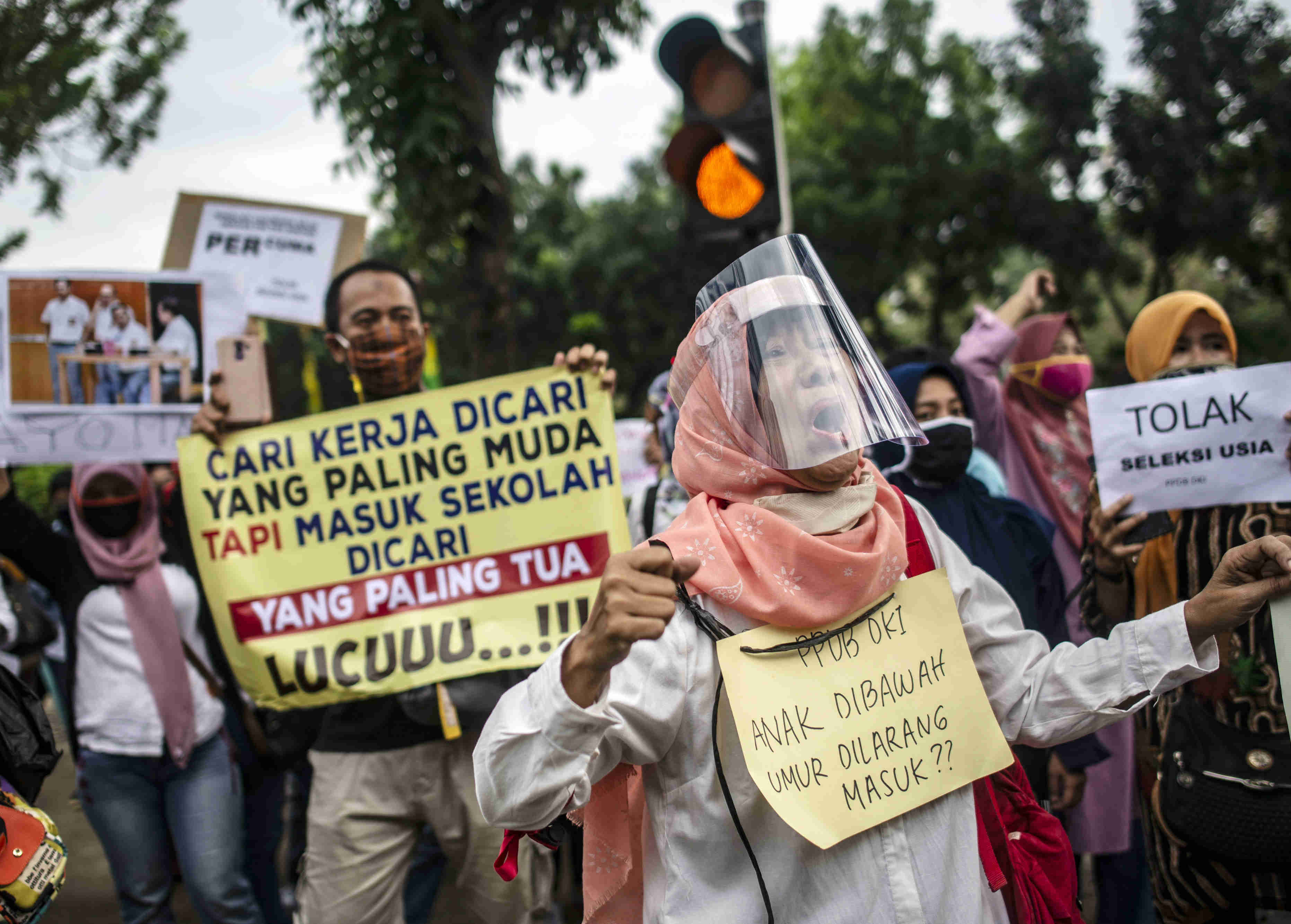 Aksi Tolak PPDB DKI Jakarta untuk Jalur Zonasi 