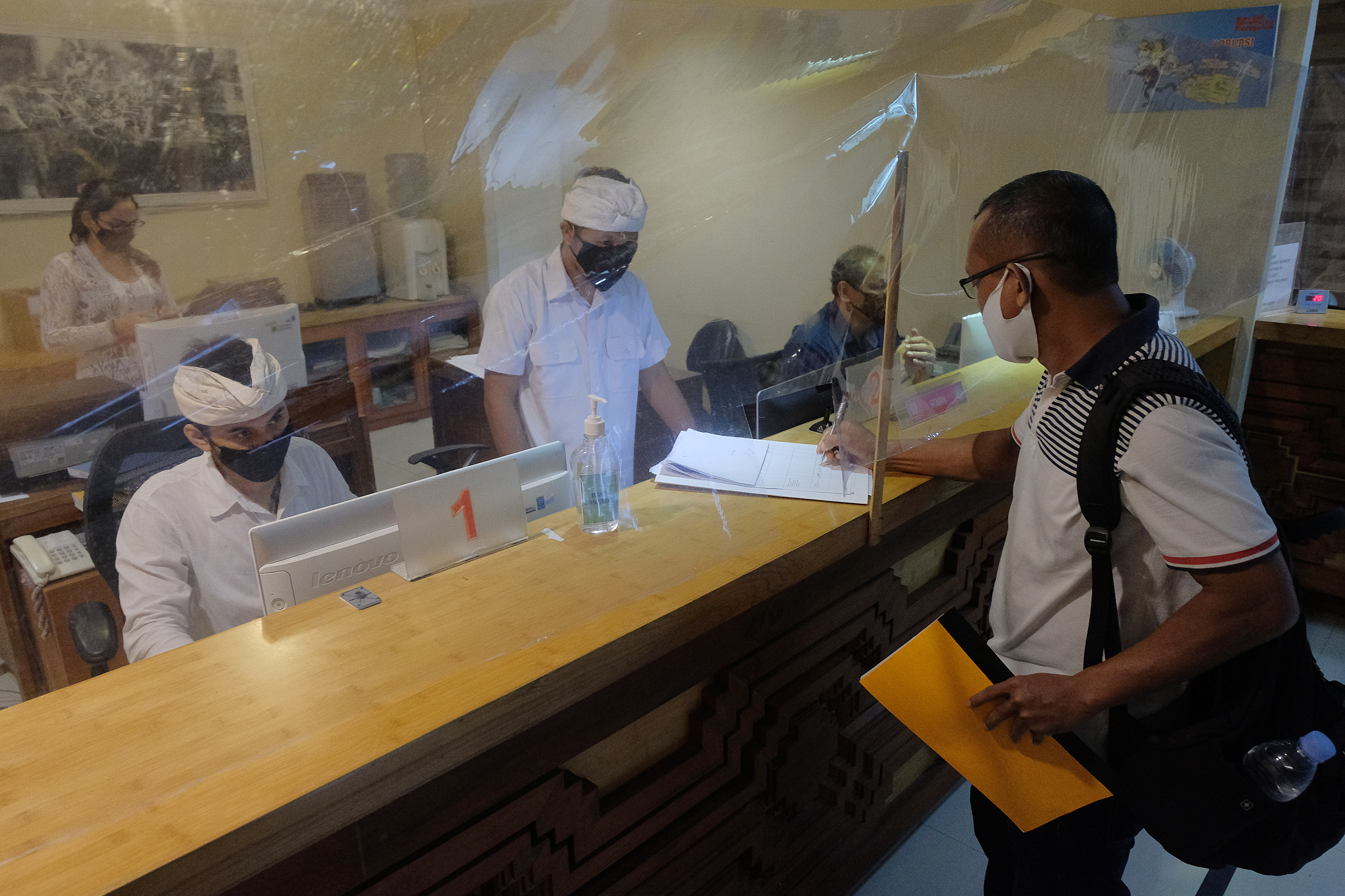 Pemprov Bali Buka Layanan Publik