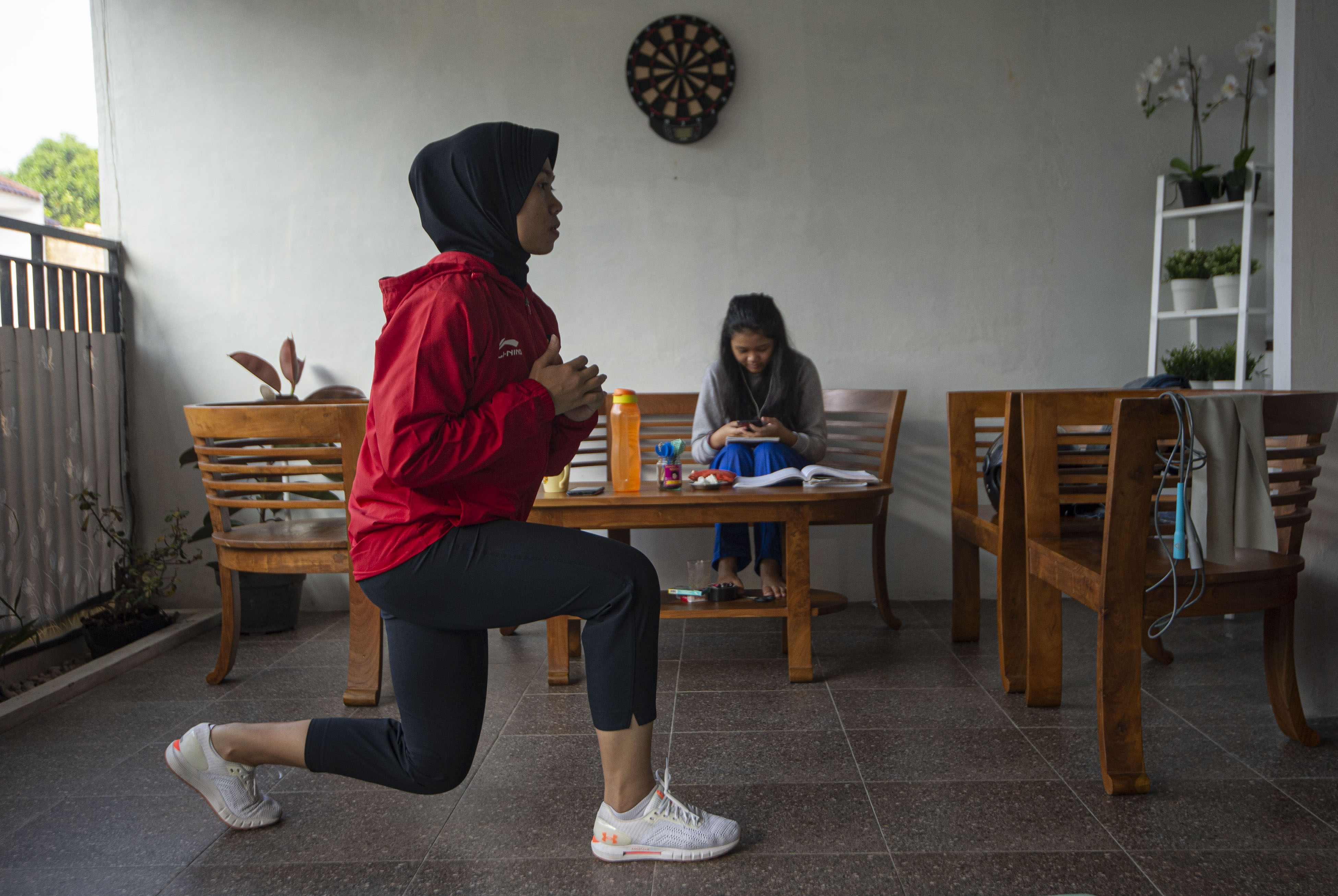 Latihan Mandiri Taekwondoin Defia Rosmaniar