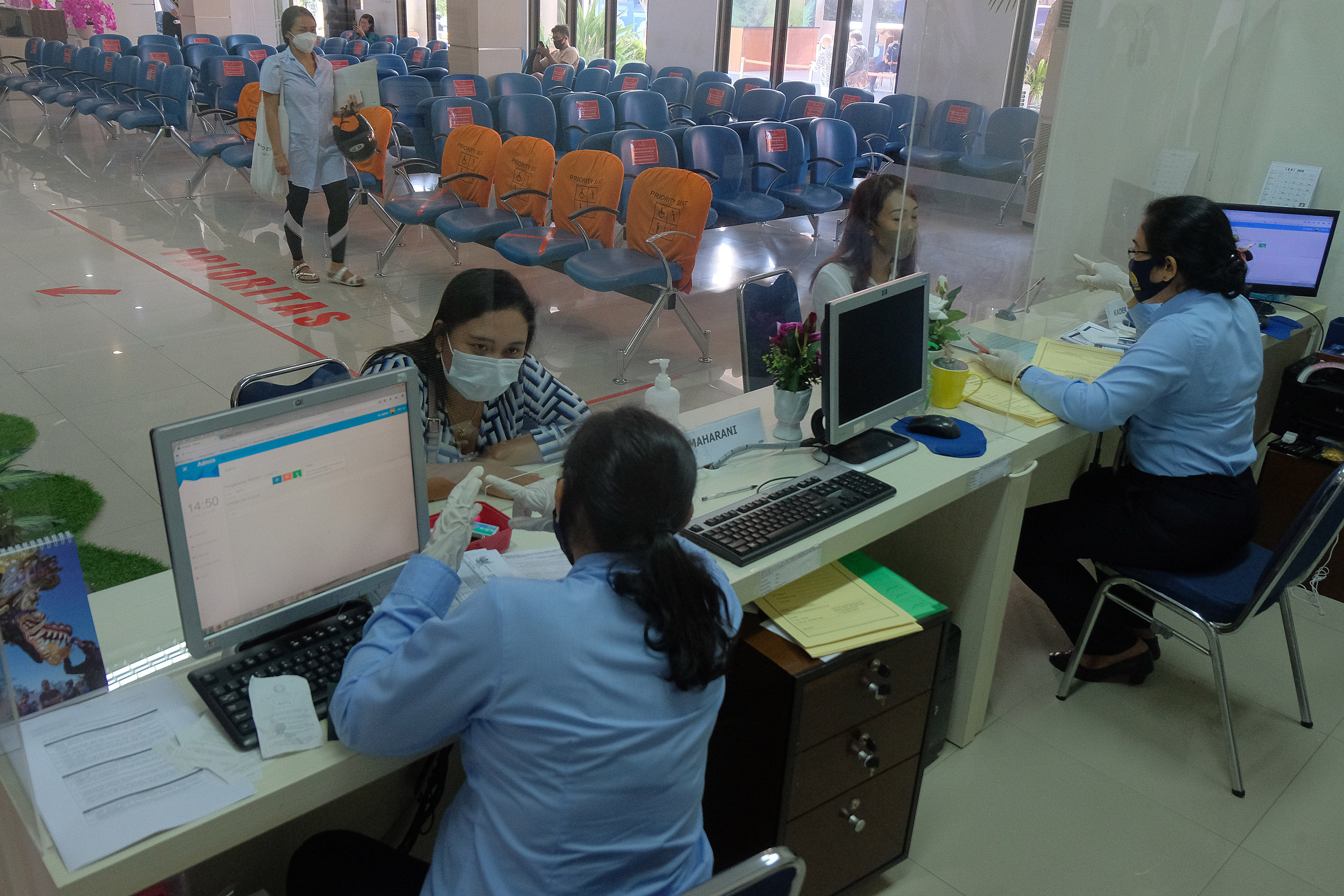 Imigrasi Denpasar Mulai Buka Layanan