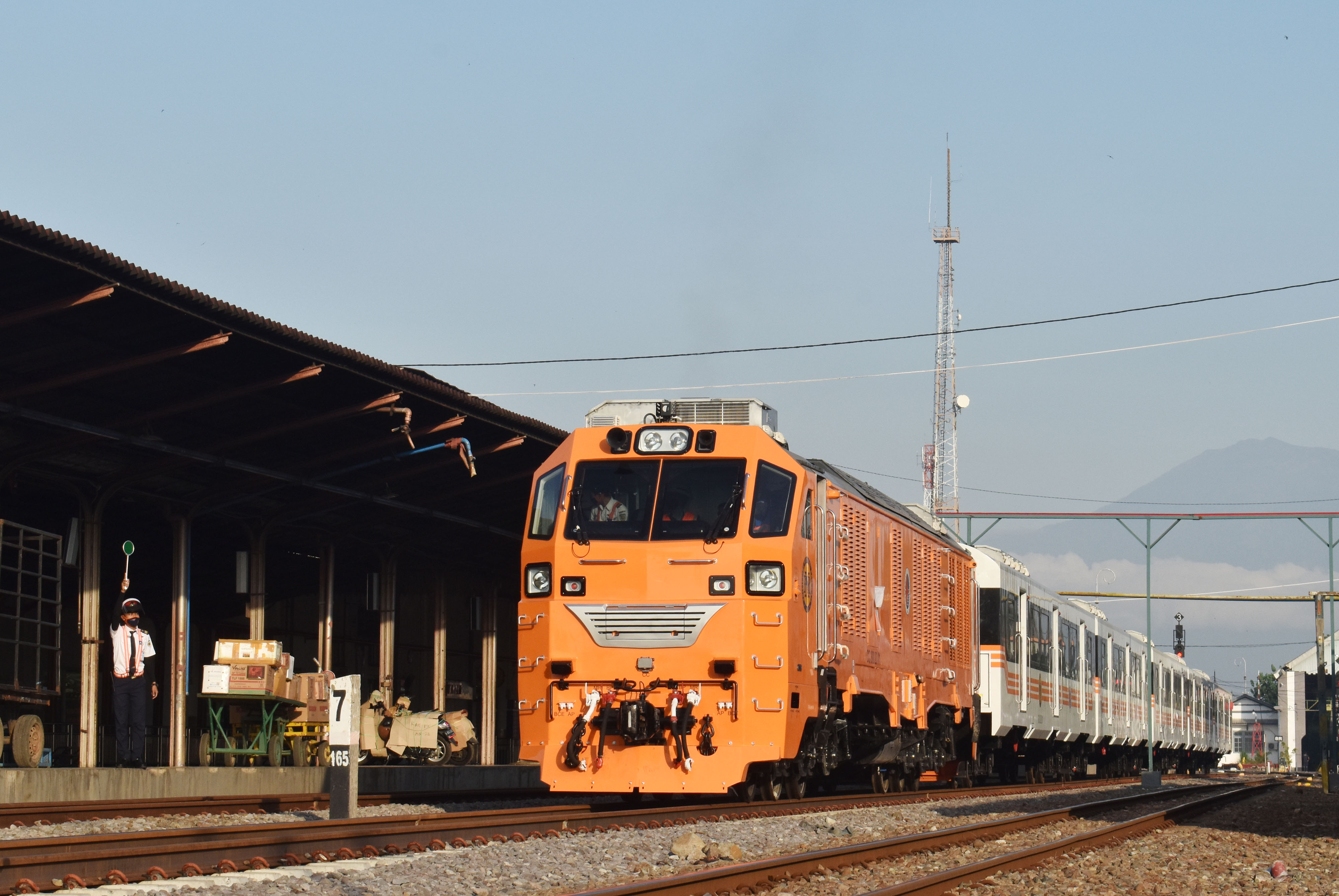 Uji Dinamik Kereta Penumpang Pesanan Filipina