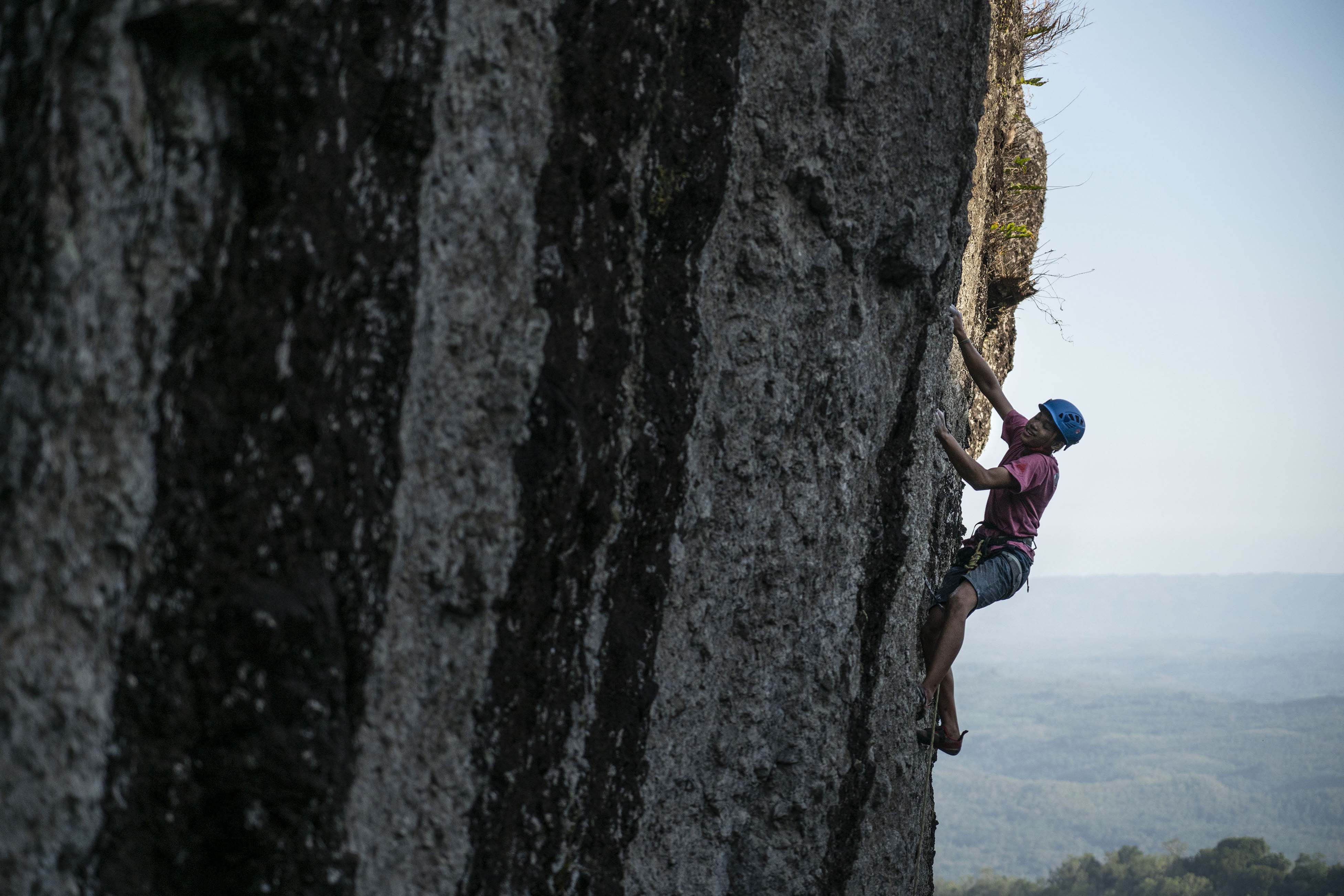 Wisata Gunung Api Purba Kembali Dibuka