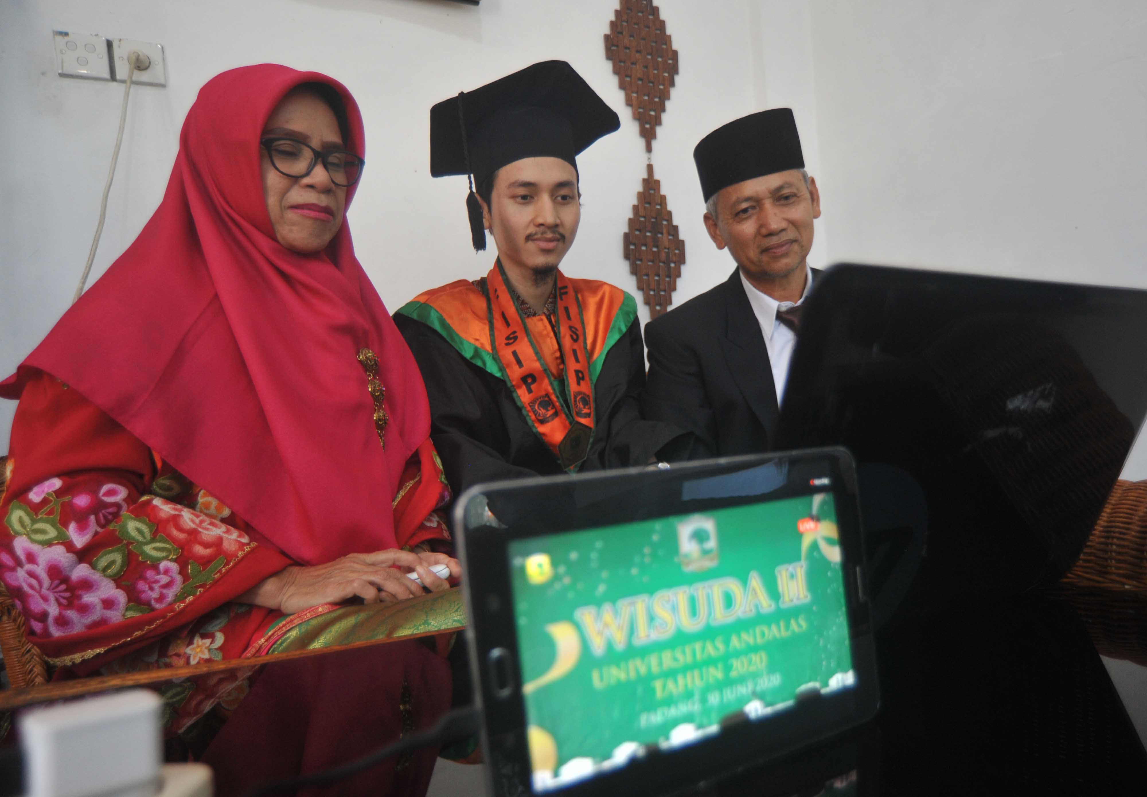 Wisuda Virtual Universitas Andalas