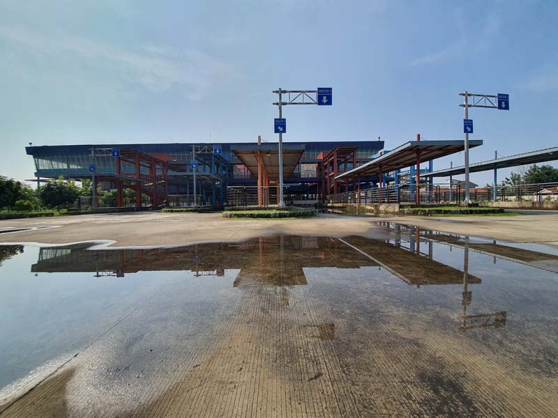 Terminal Pondok Cabe Sepi Penumpang