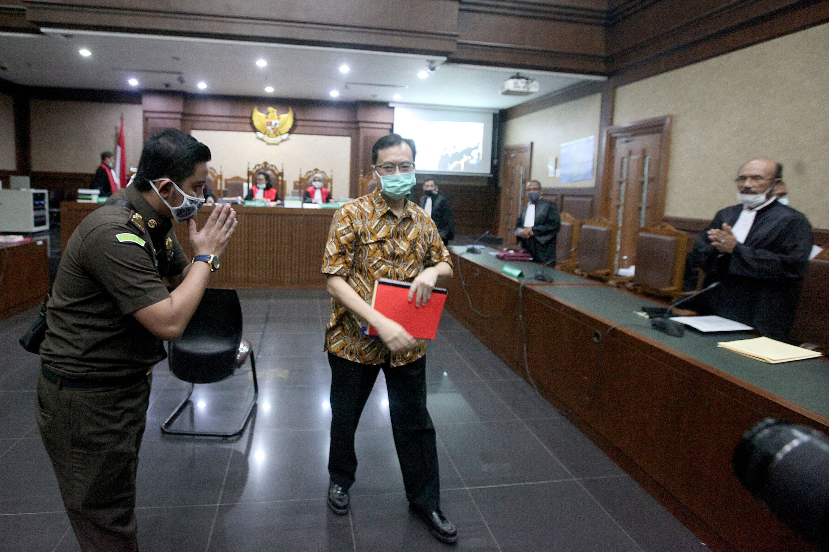 Sidang Eksepsi Benny Tjokro