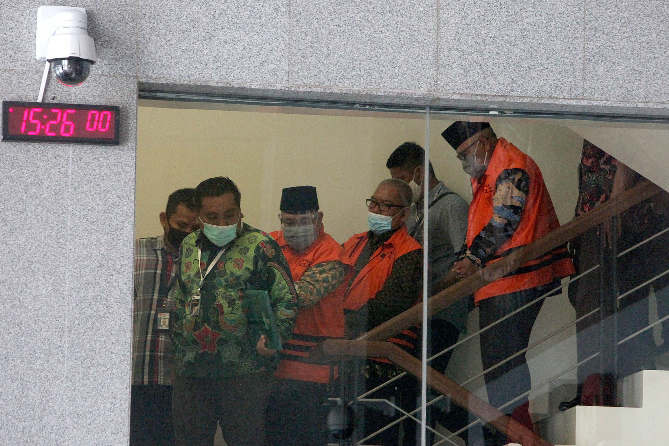 KPK Tahan Tiga Mantan DPRD Jambi