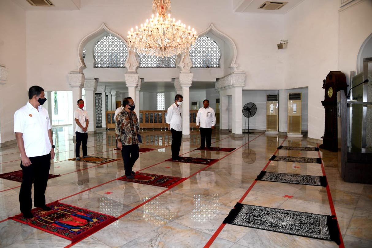 Kenormalan Baru di Kompleks Istana