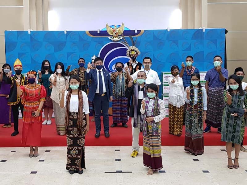 Sinarmas Land Berbagi  Bahan Pangan Kepada Mahasiswa Perantau