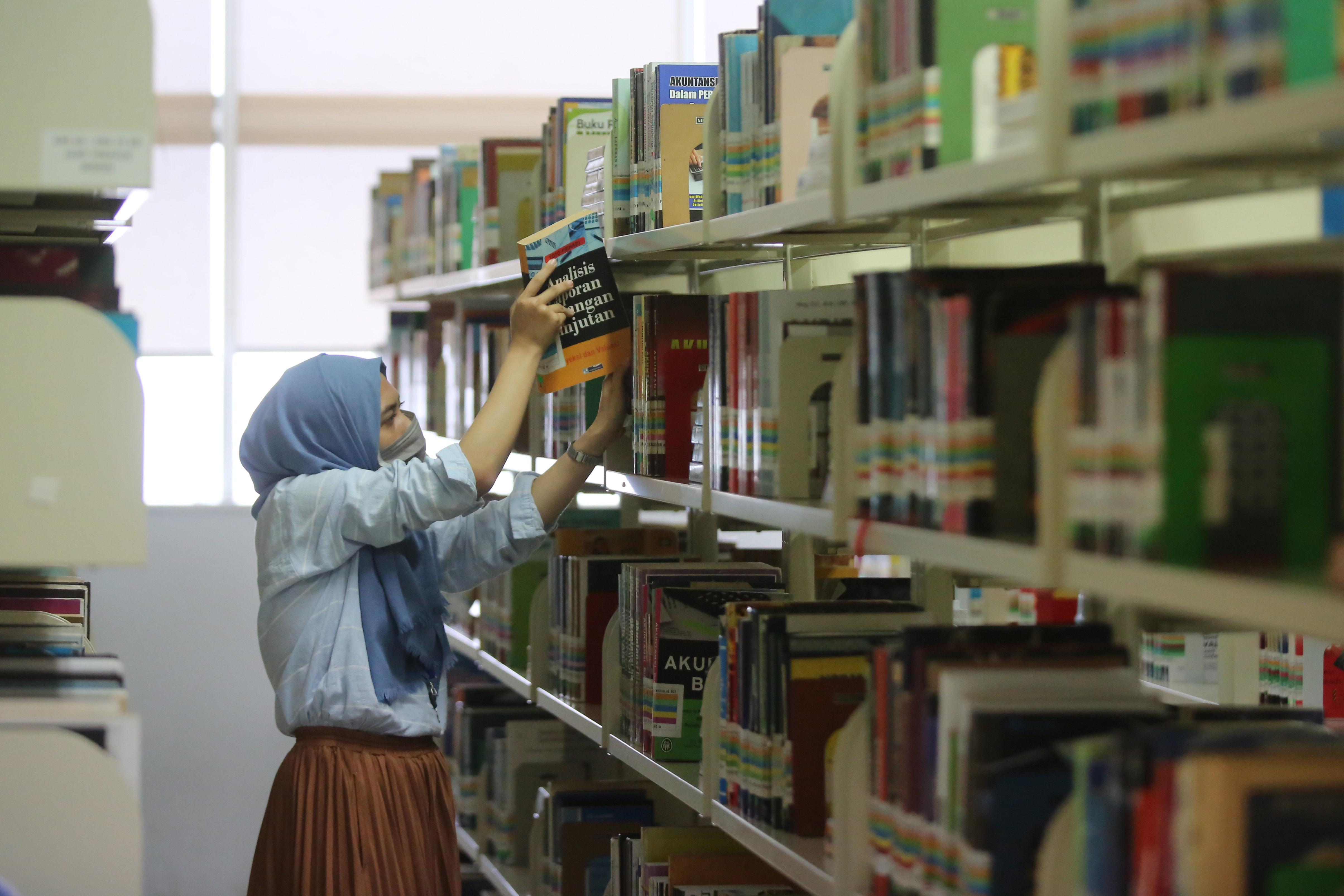 Perpustakaan Nasional Dibuka, Membatasi 1000 Pengunjung