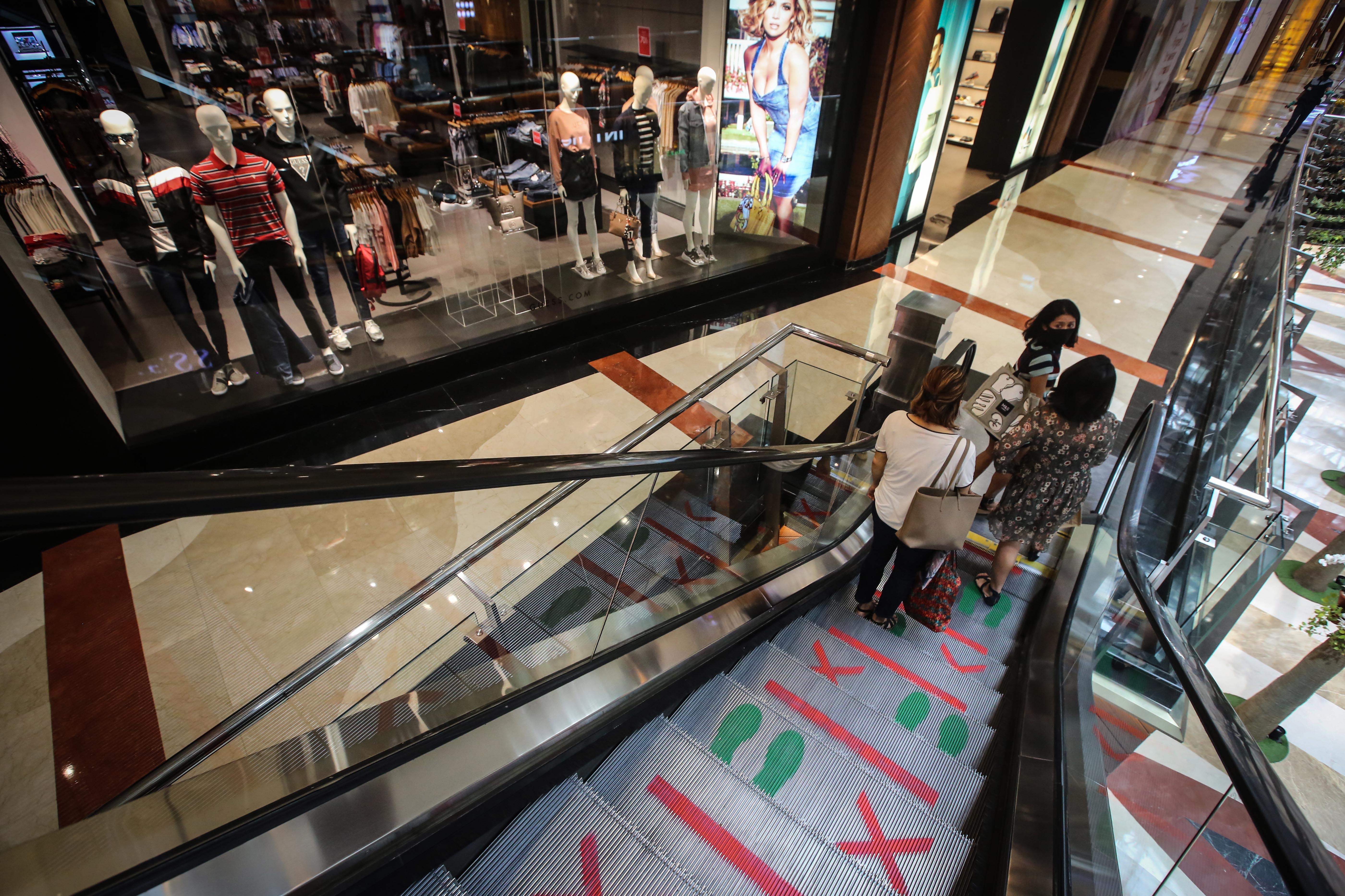 Mal Jakarta Kembali Buka