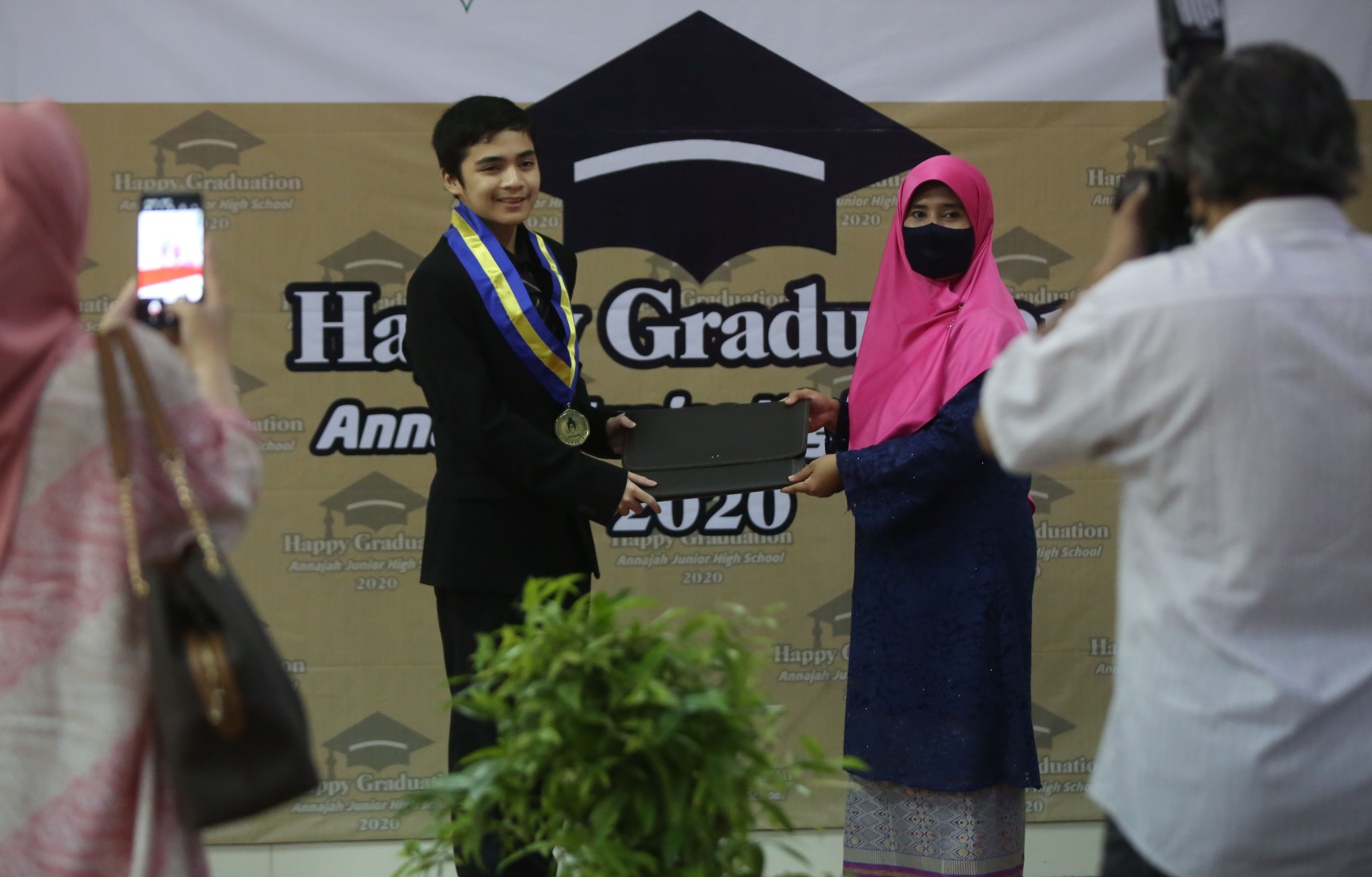 Wisuda Kelulusan di Masa Kenormalan Baru