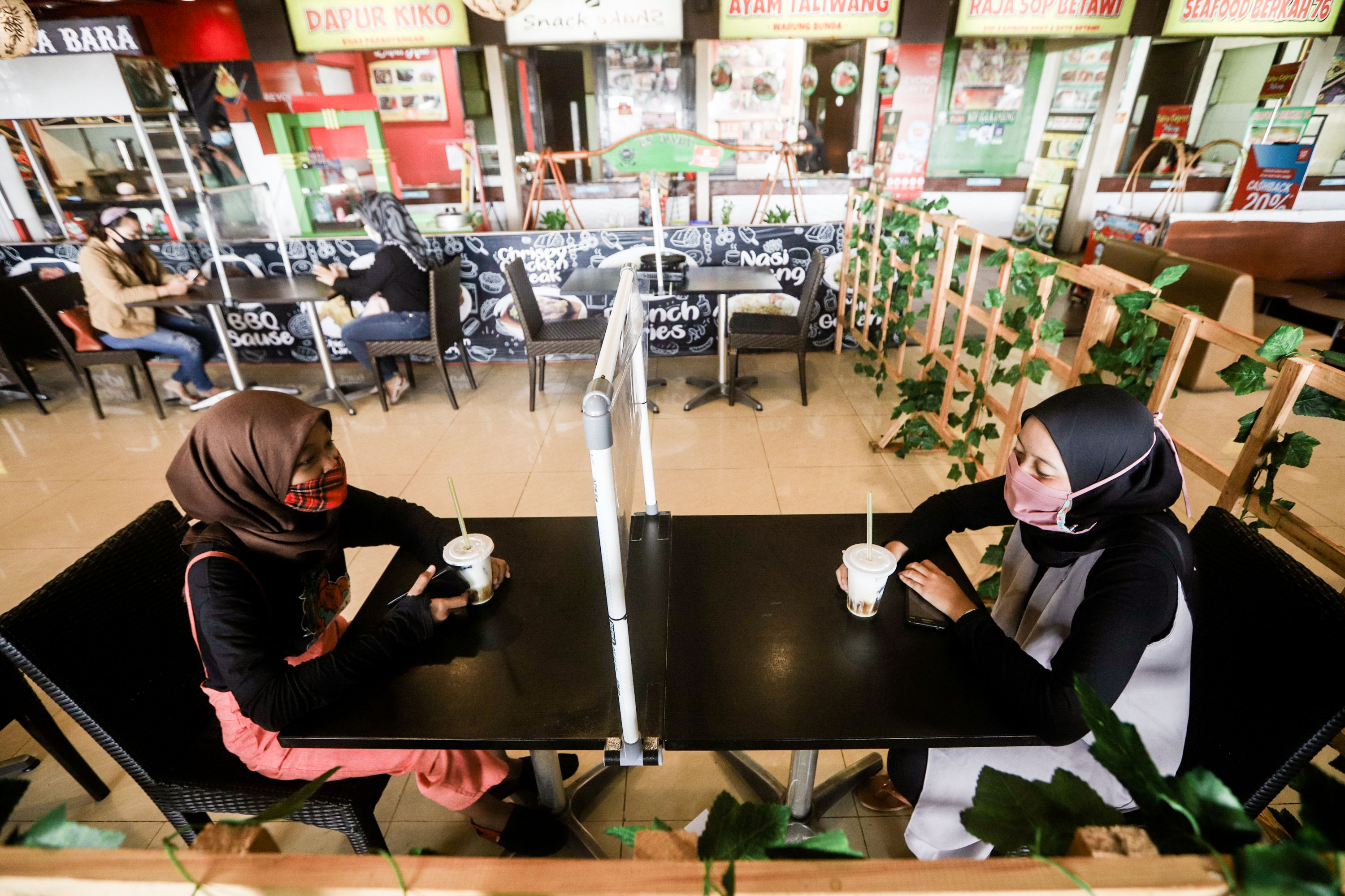 Penerapan Kenormalan Baru di Restoran